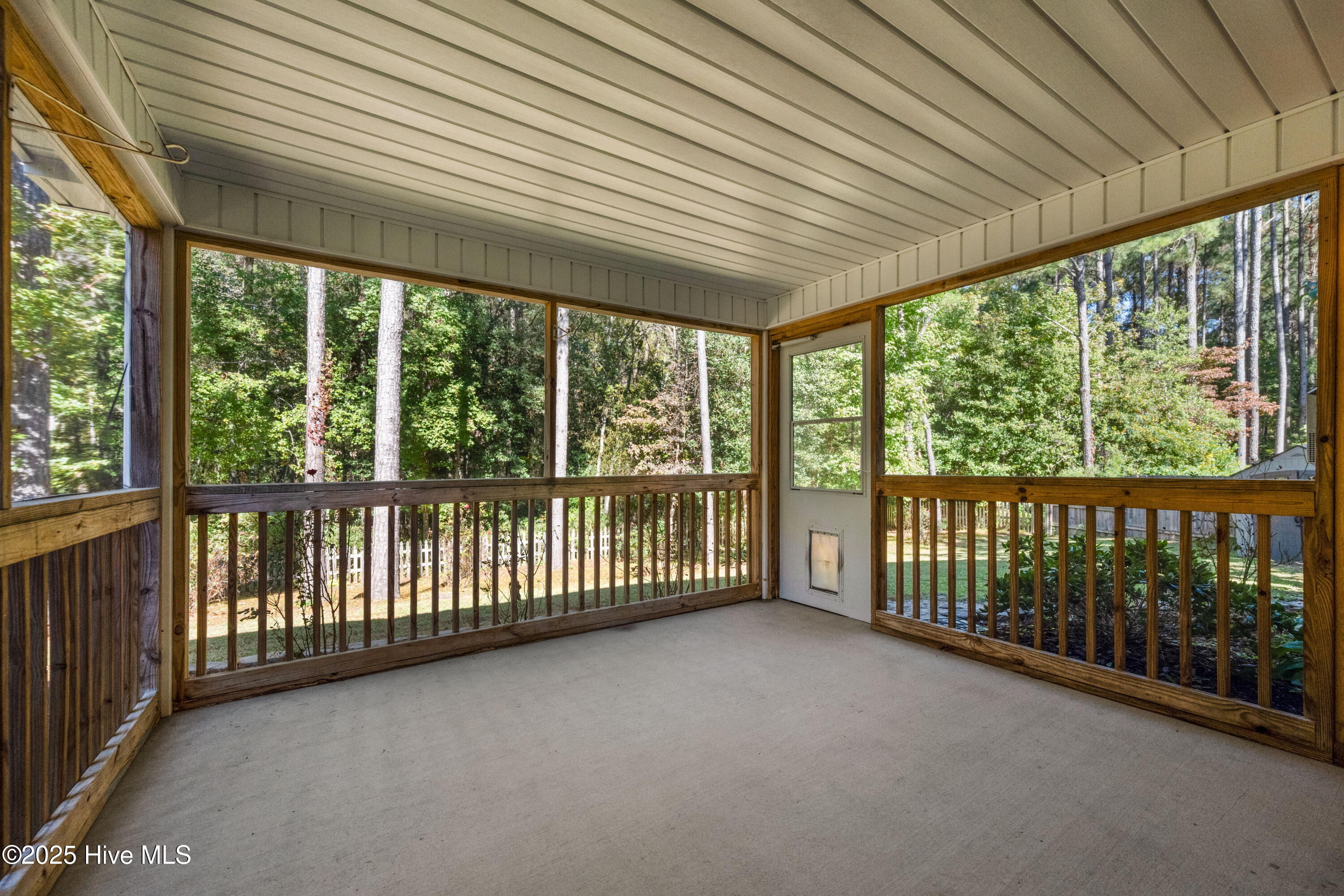 417 Belhaven Court