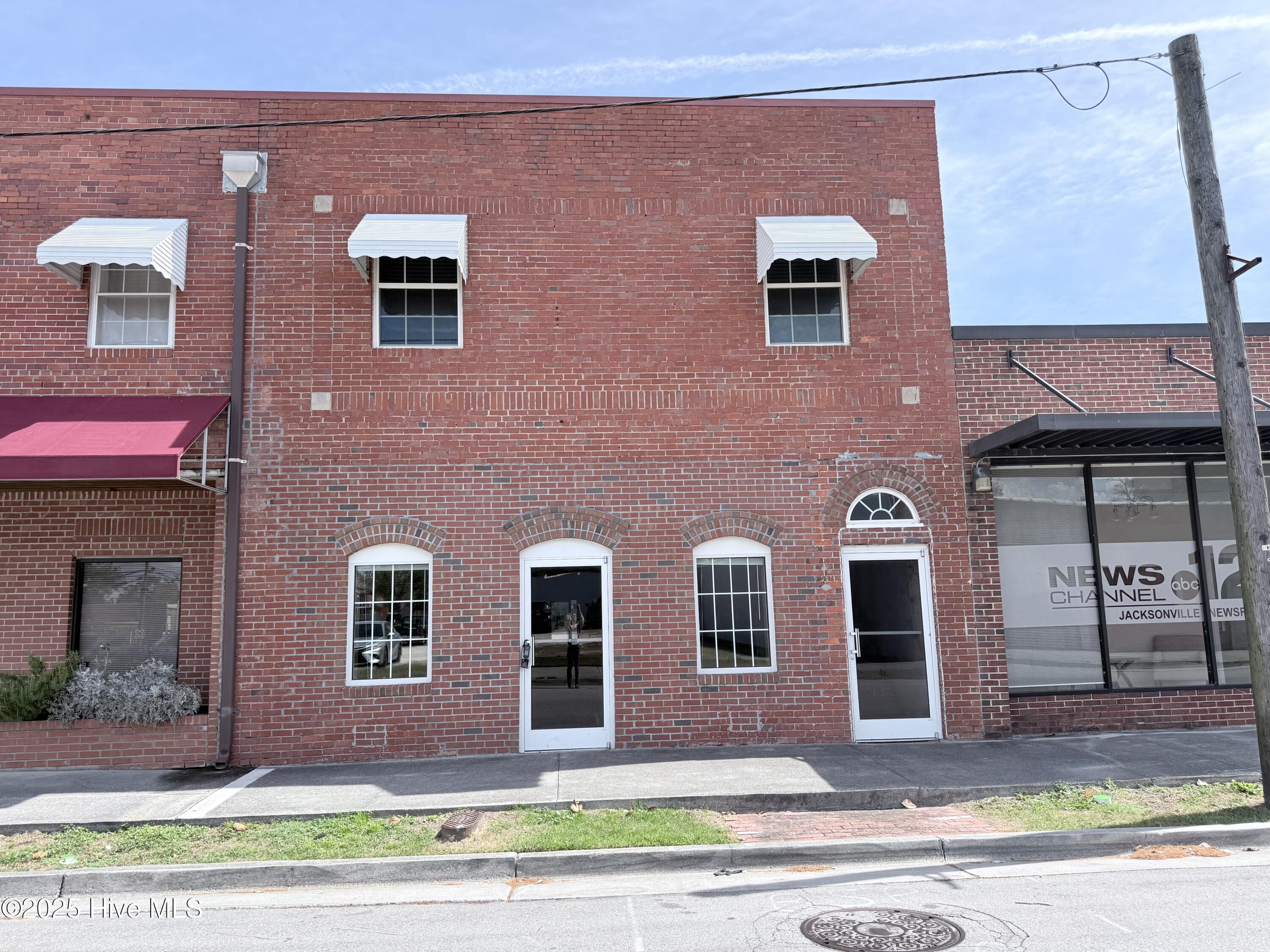 512 Court Street