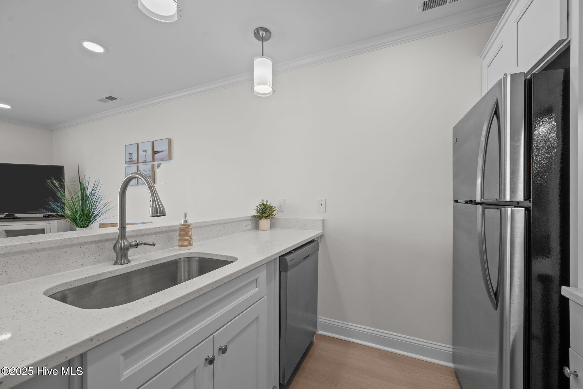 9100 Reed Drive 3302