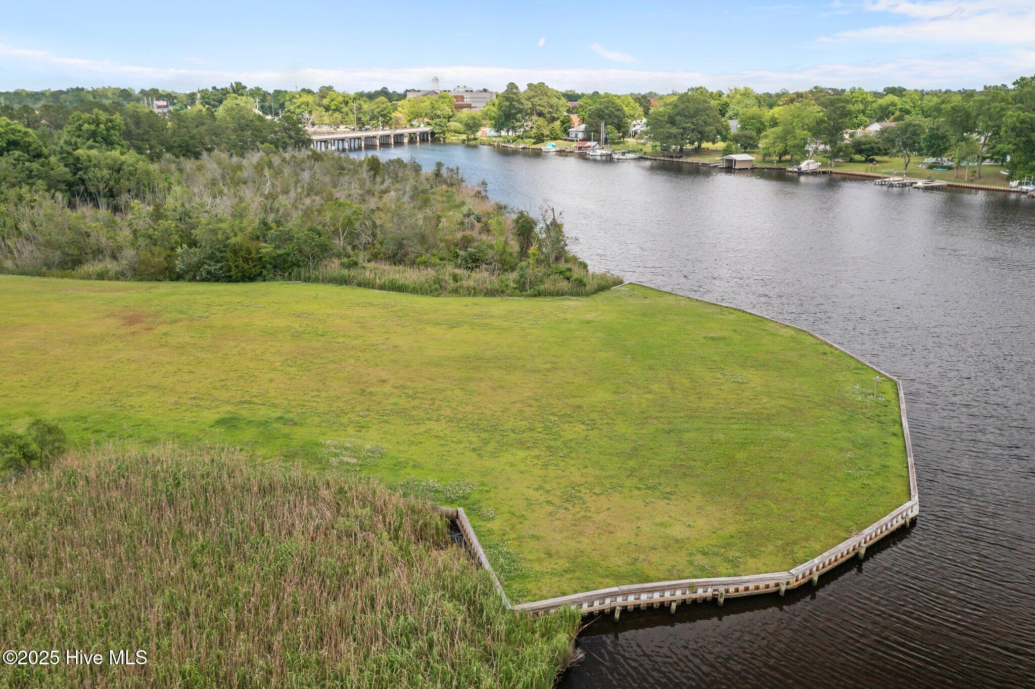 Tbd Old Bridge Street