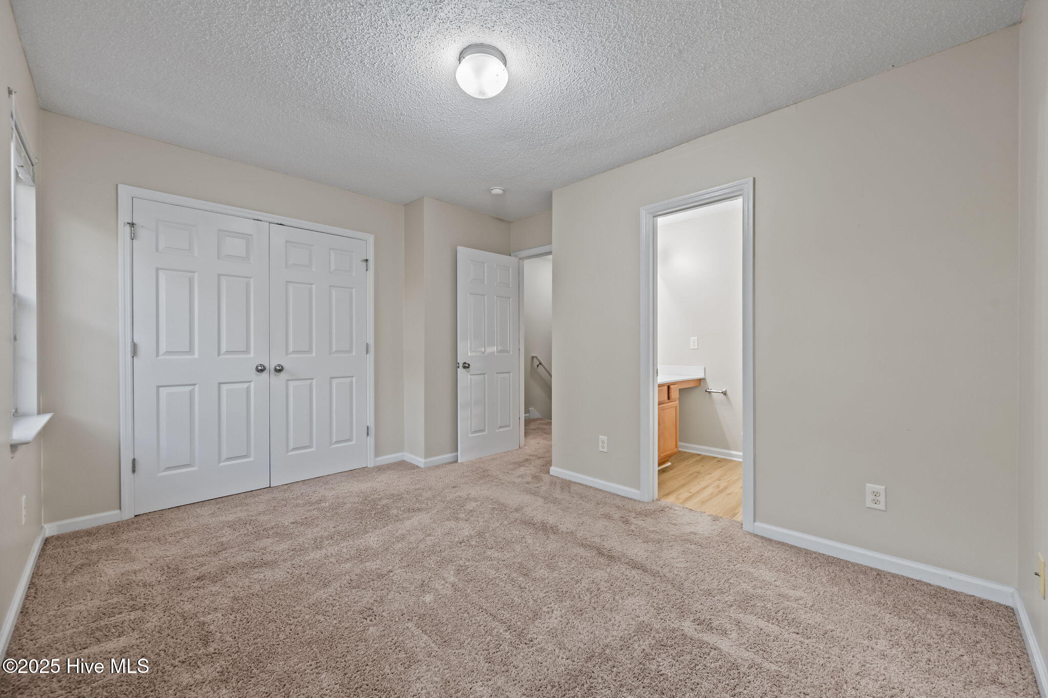 1004 Grandeur Avenue