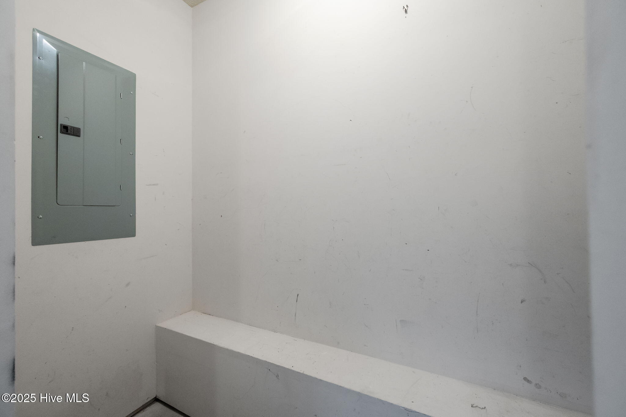 1004 Grandeur Avenue