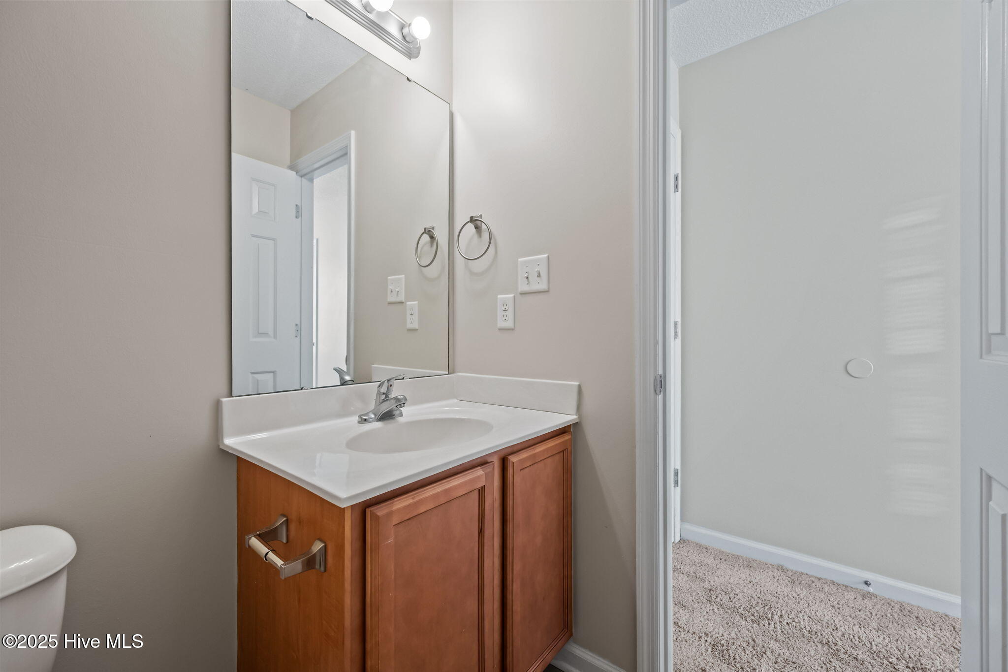 1004 Grandeur Avenue