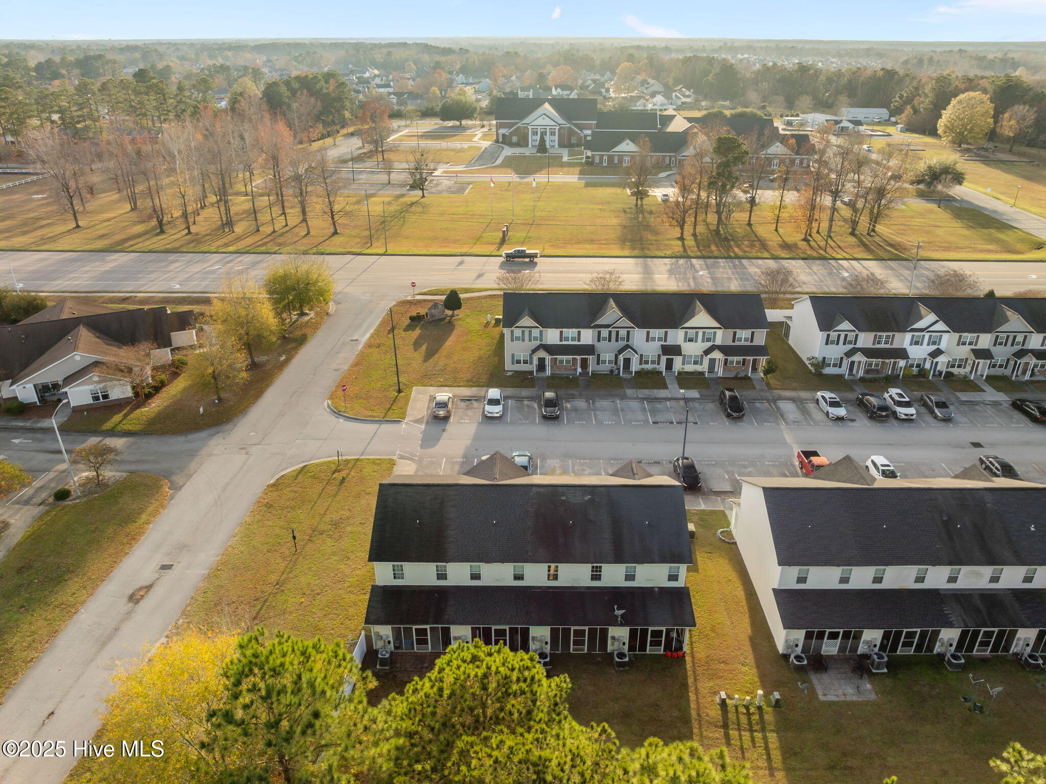 1004 Grandeur Avenue