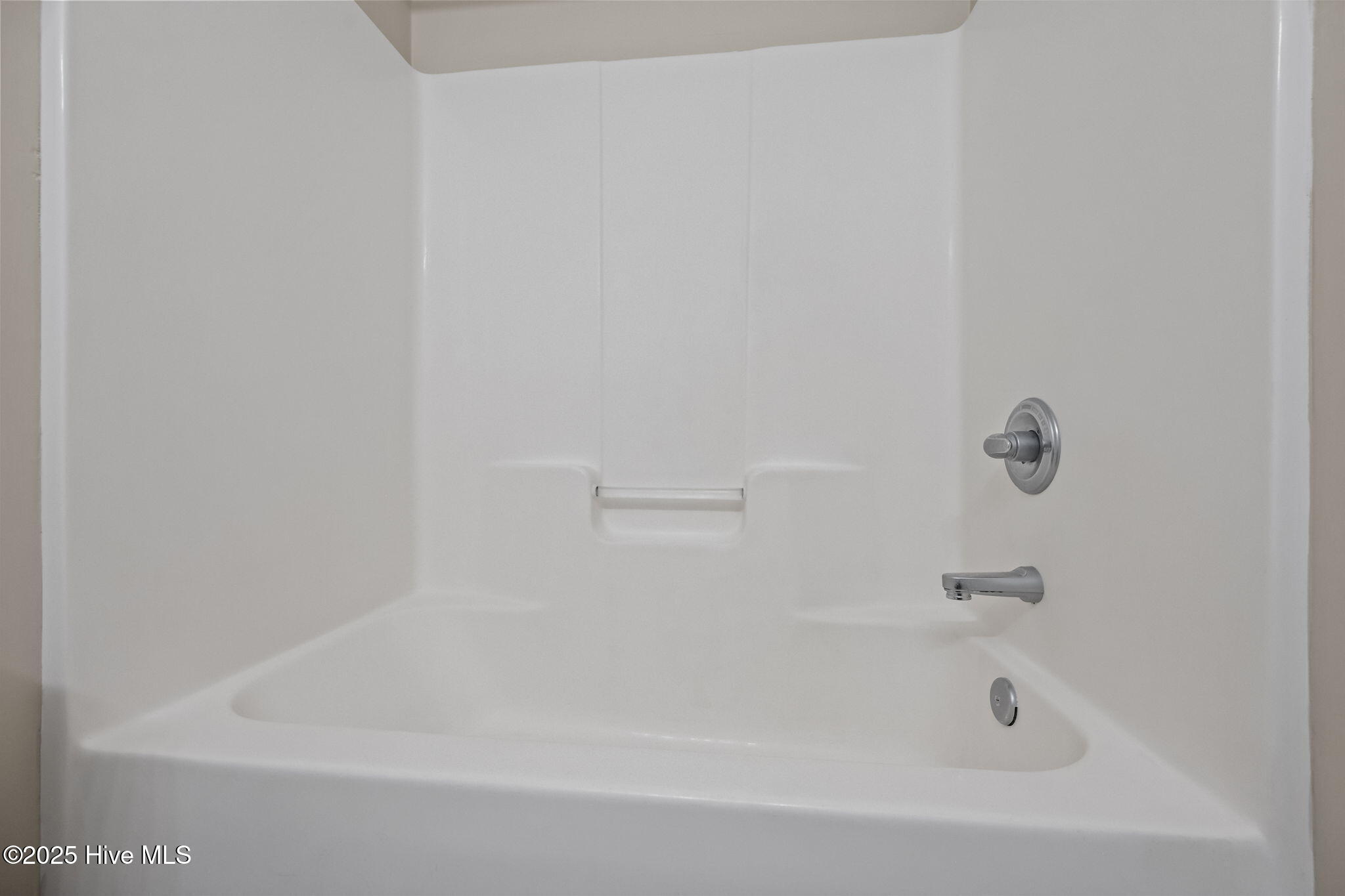 1004 Grandeur Avenue