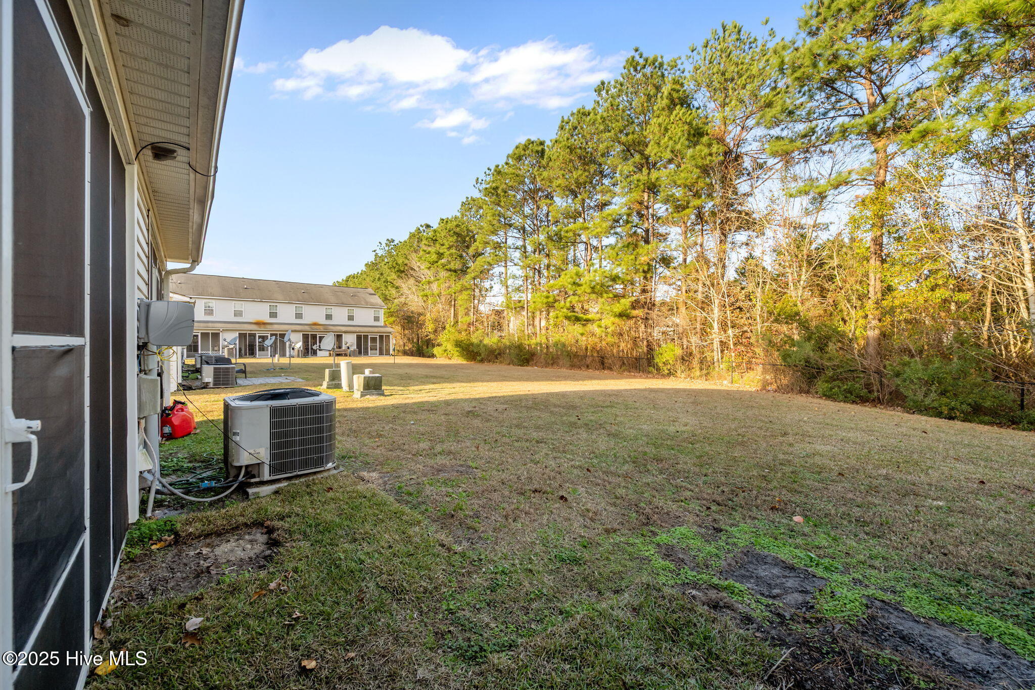 1004 Grandeur Avenue