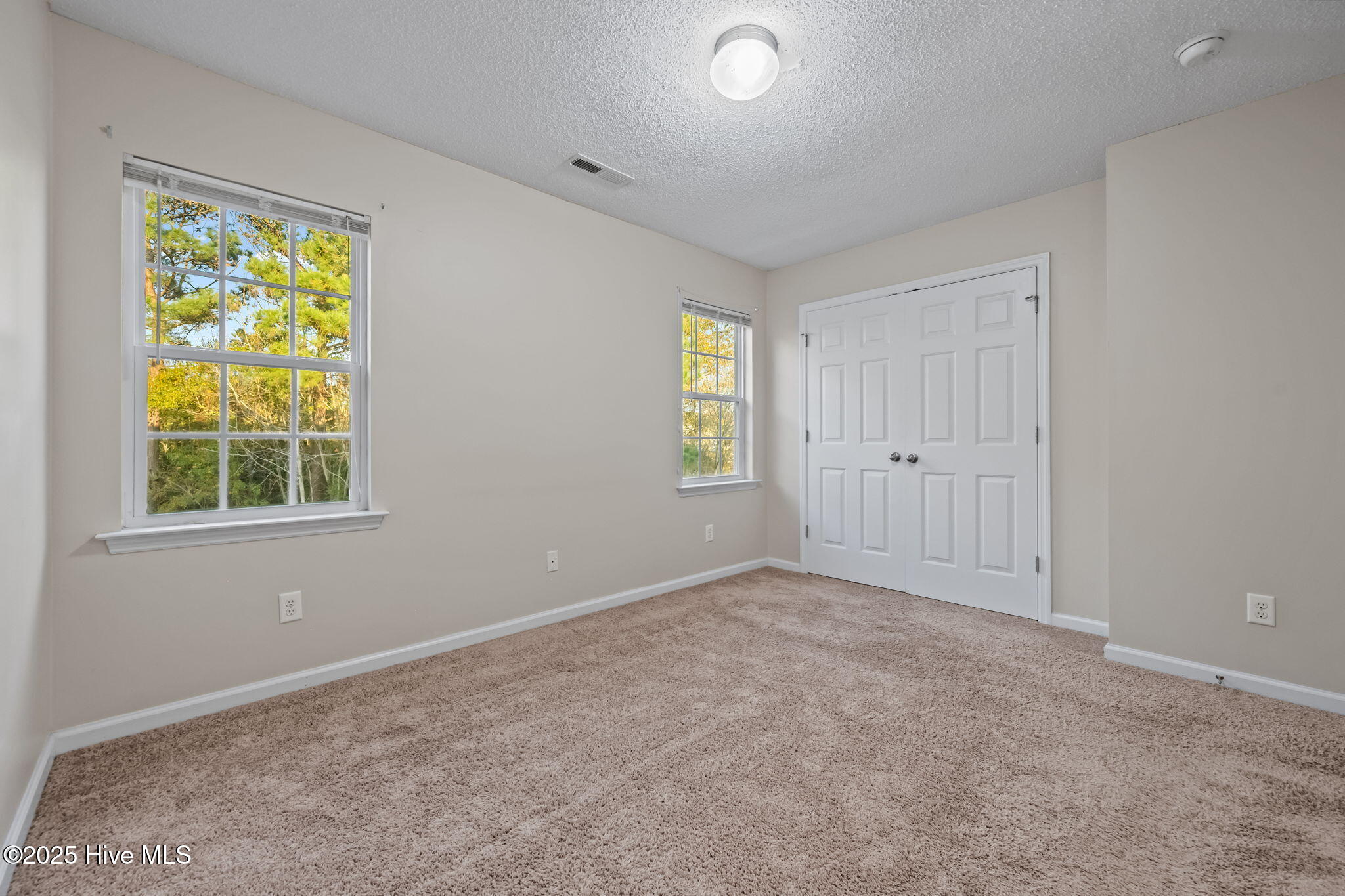 1004 Grandeur Avenue