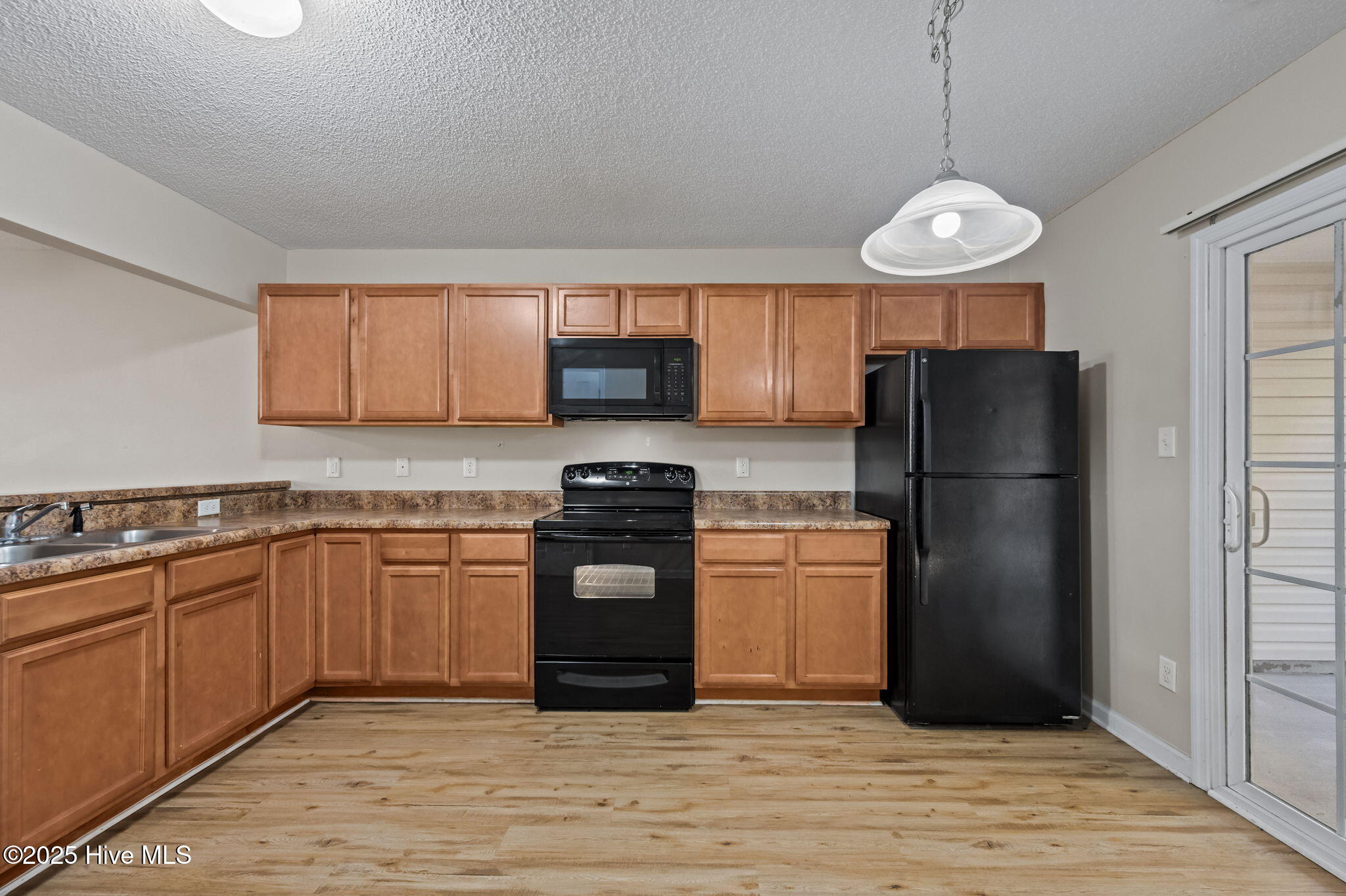 1004 Grandeur Avenue