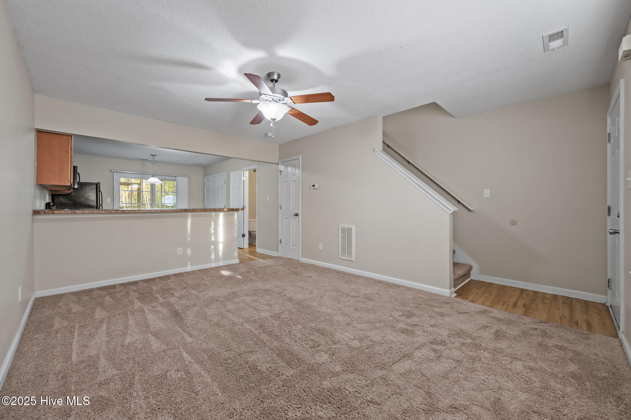 1004 Grandeur Avenue