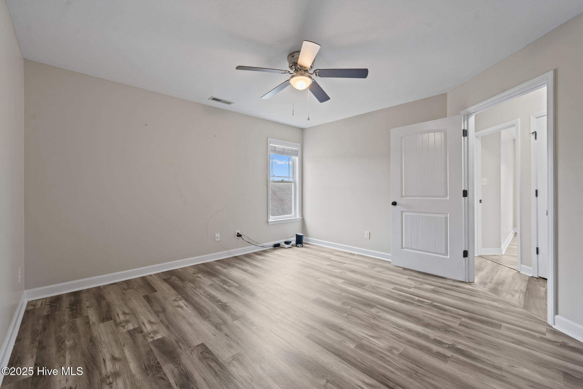 806 Fort Sumter Way