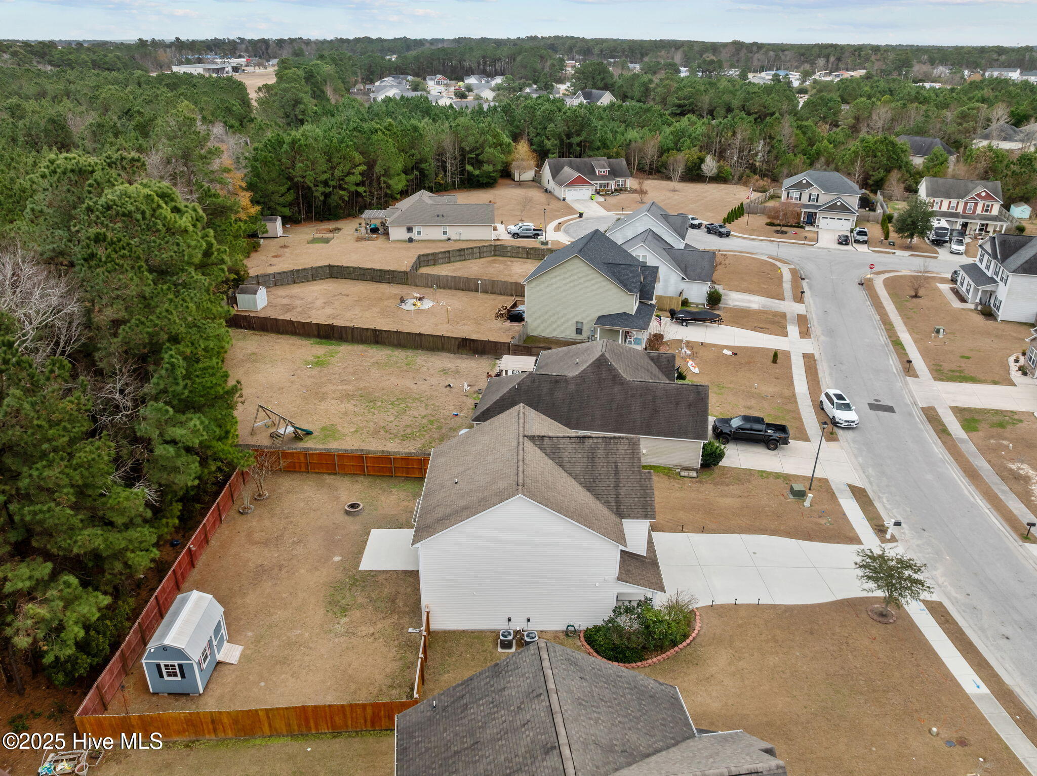 806 Fort Sumter Way