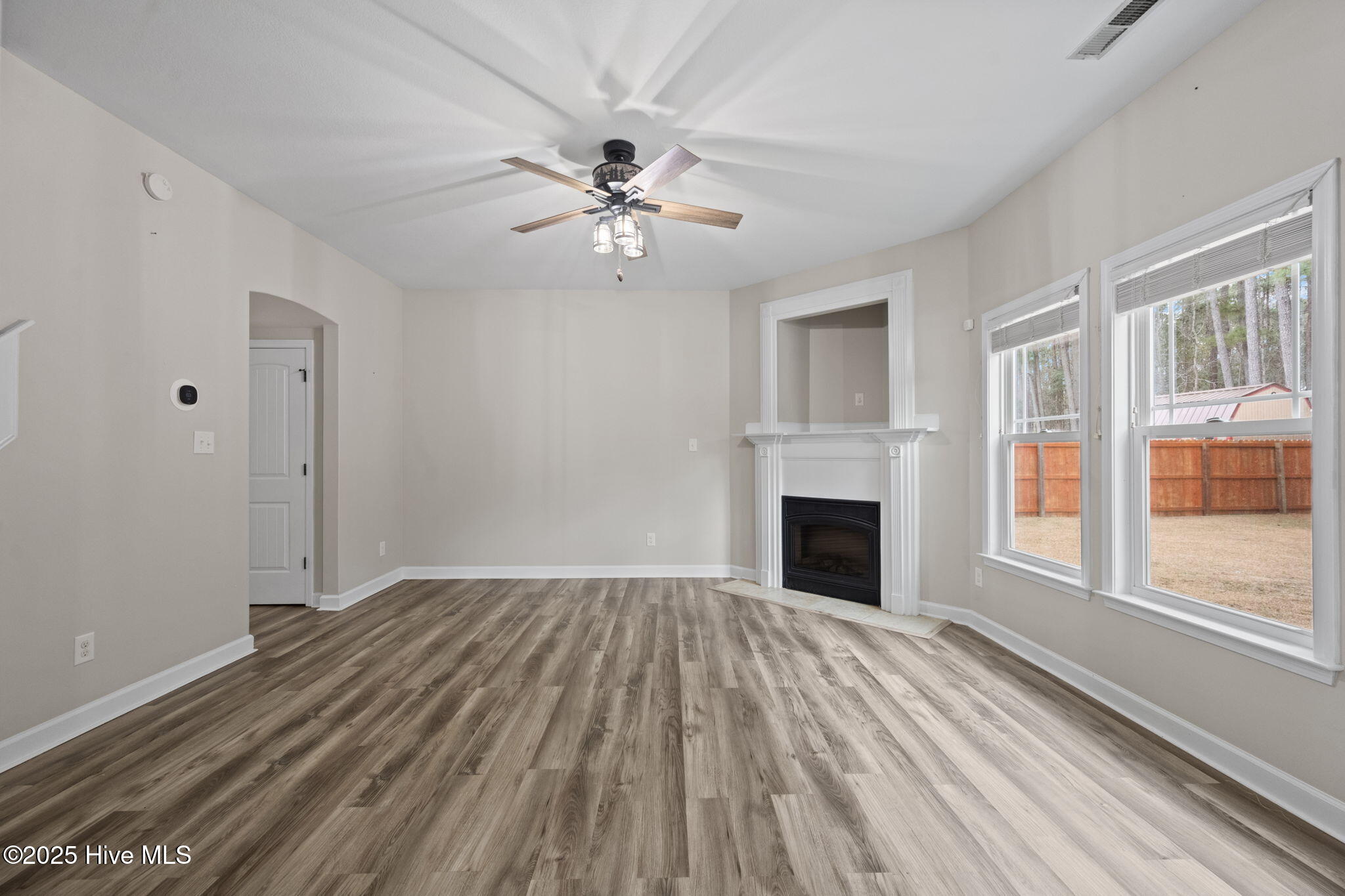 806 Fort Sumter Way