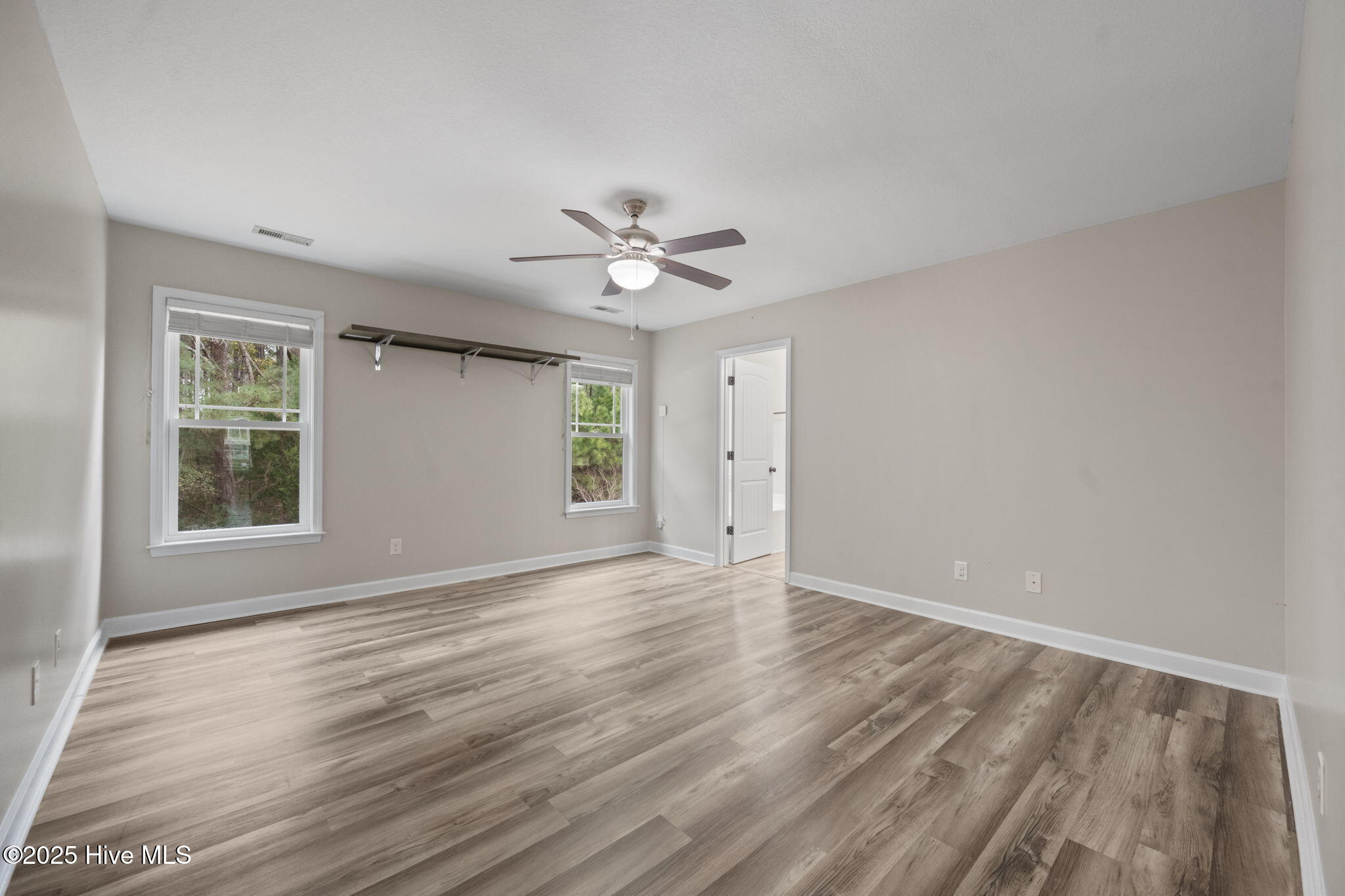 806 Fort Sumter Way
