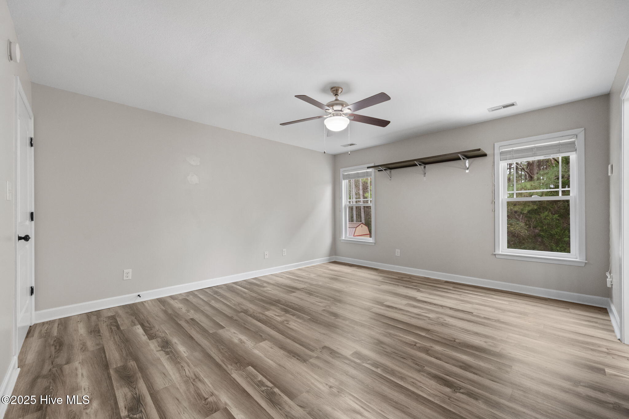 806 Fort Sumter Way