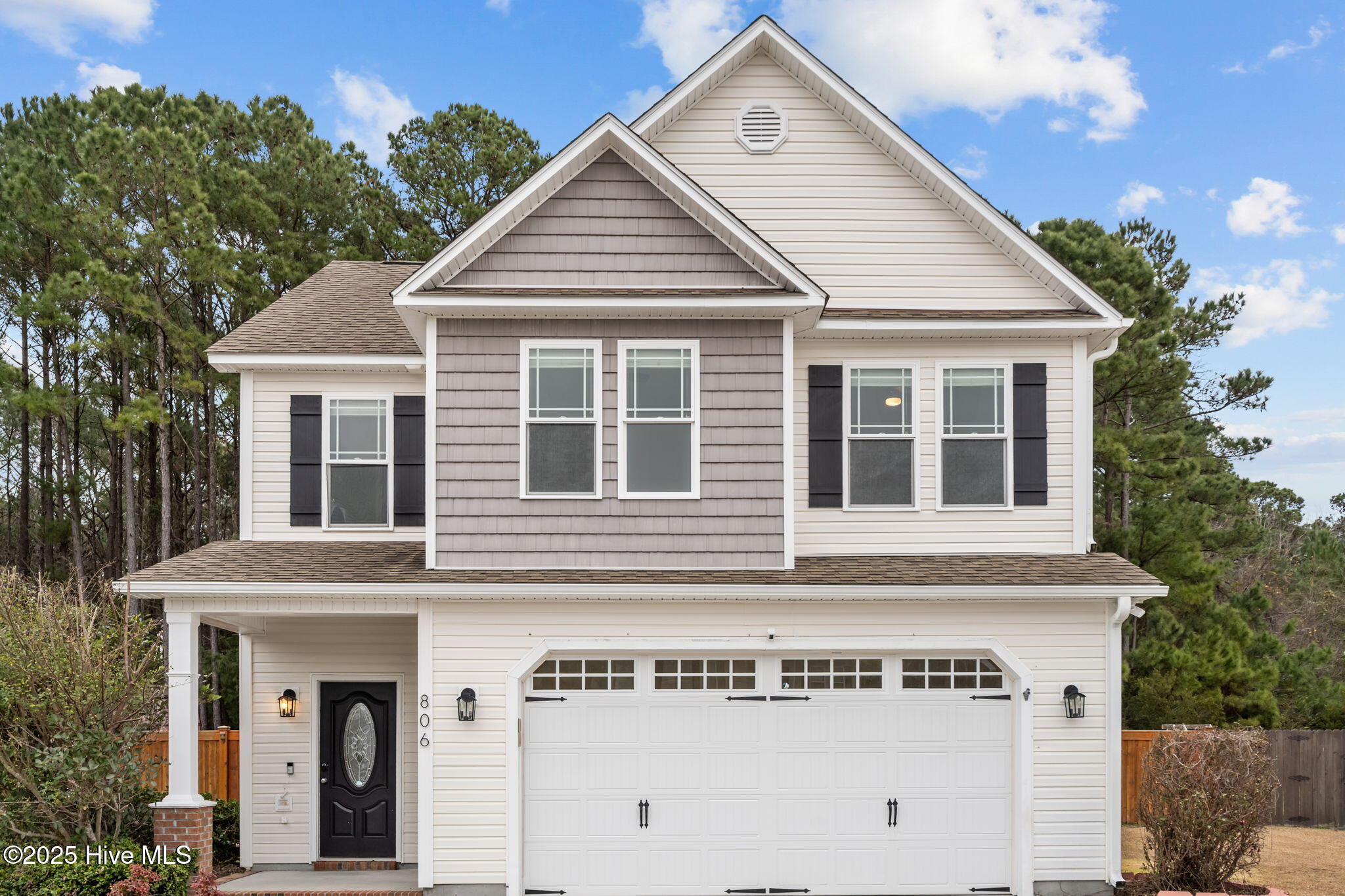806 Fort Sumter Way