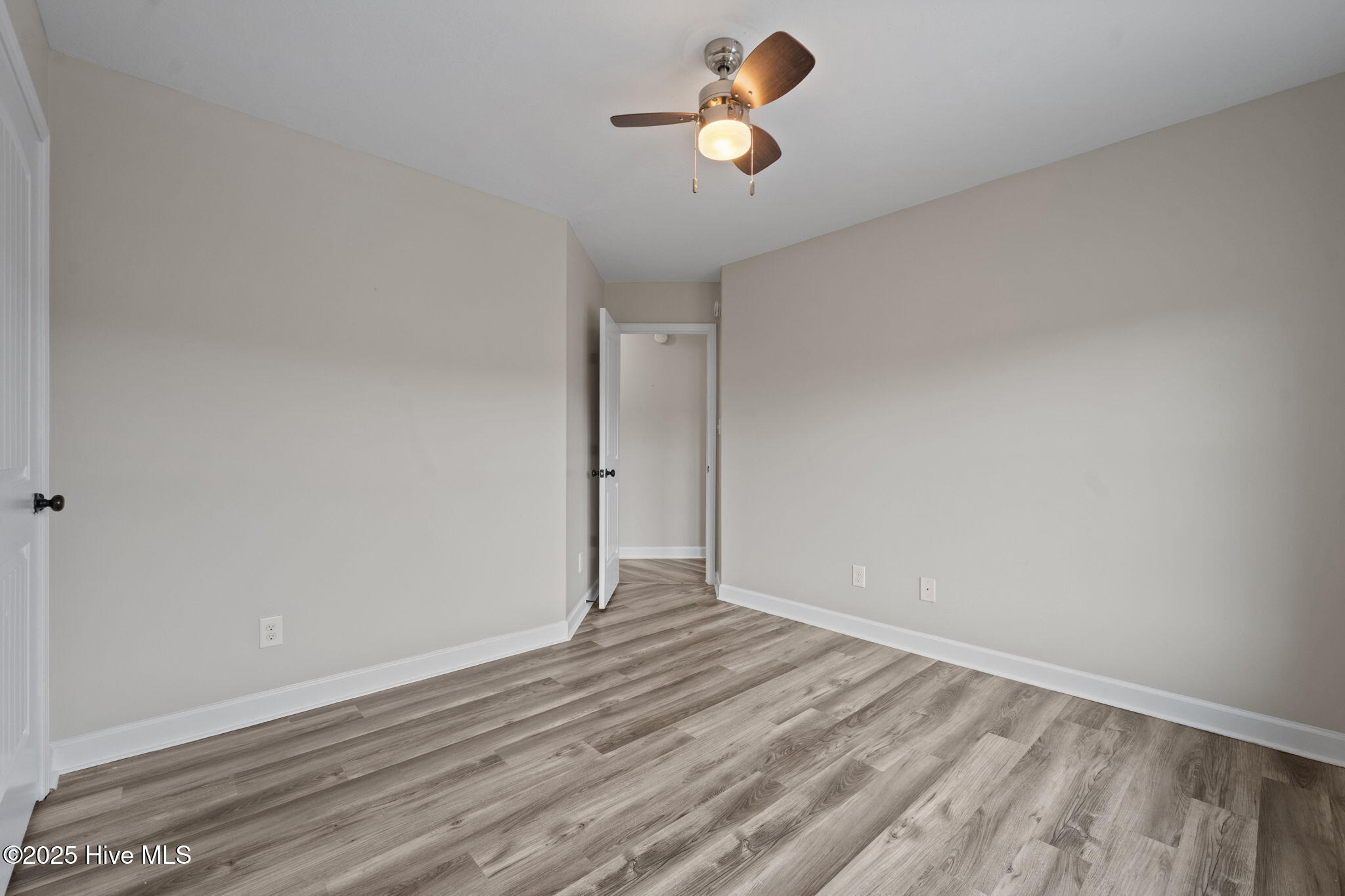 806 Fort Sumter Way