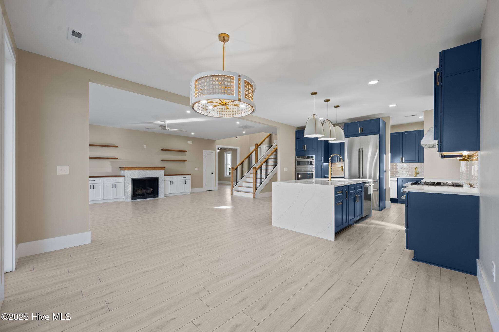 13 E Cannon Cove