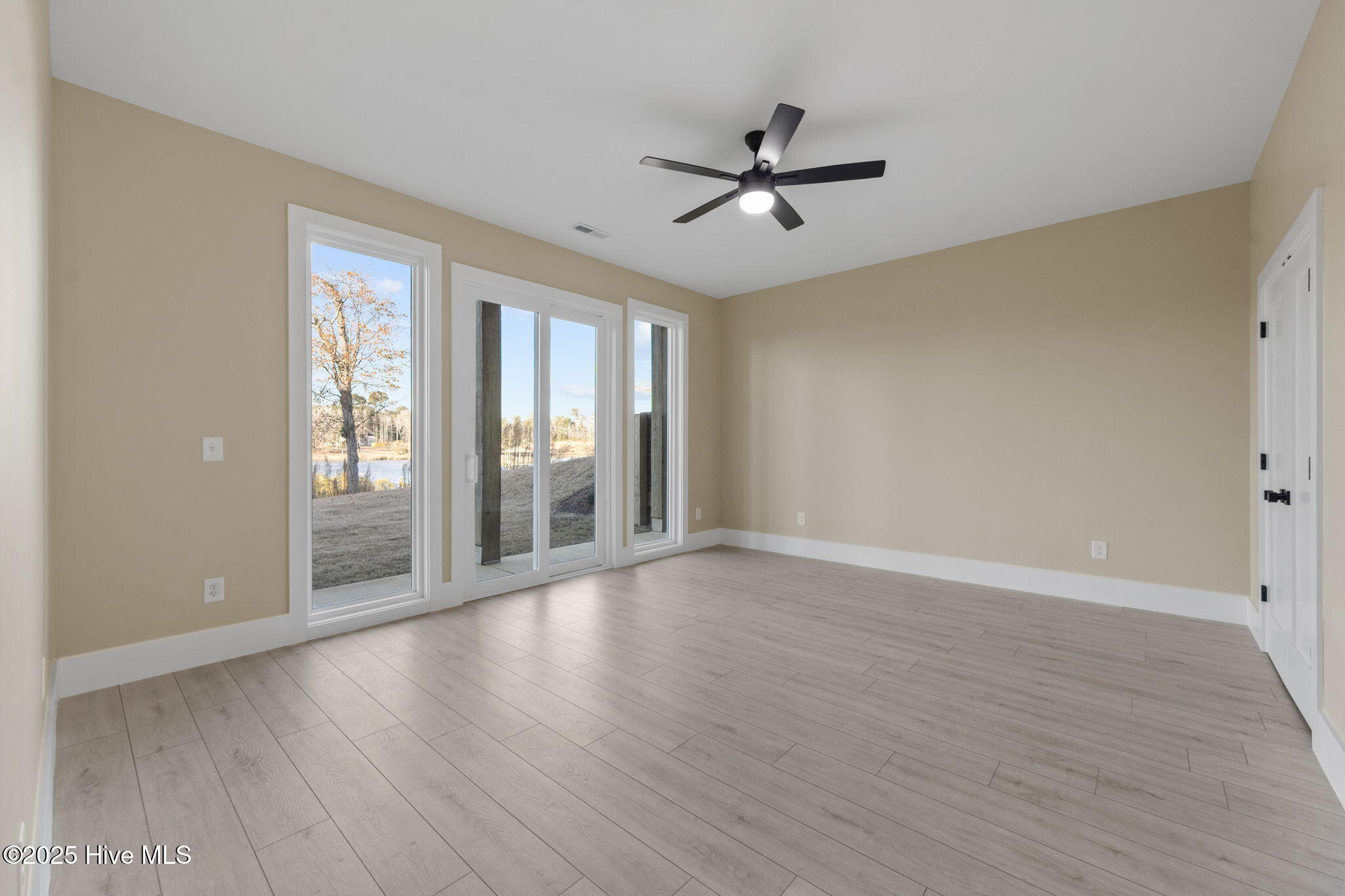 13 E Cannon Cove