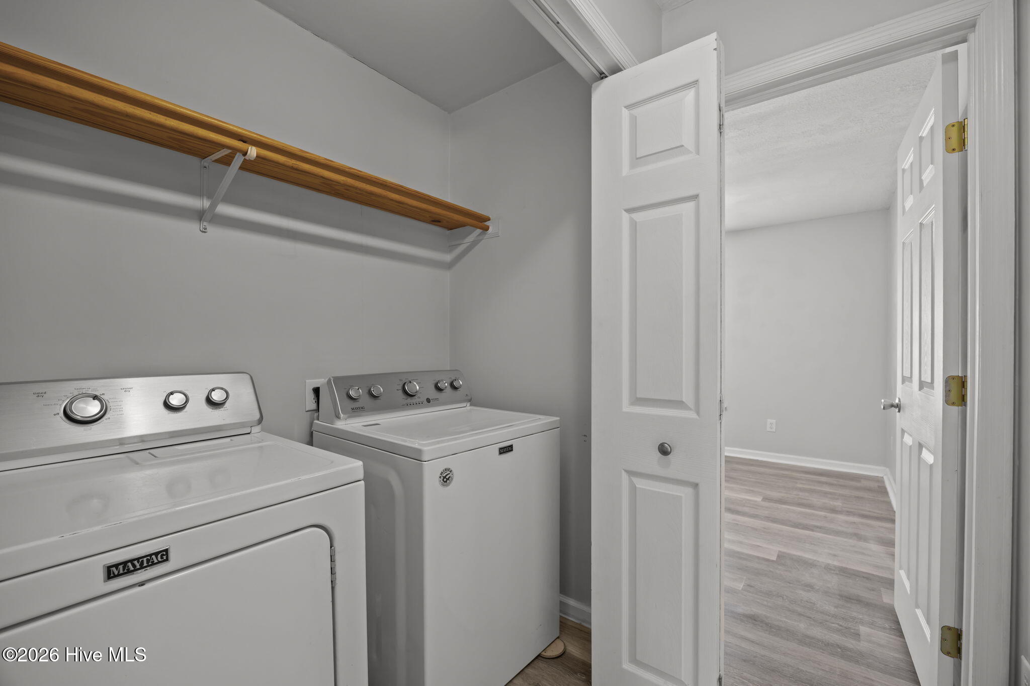 100 S Stephanie Court