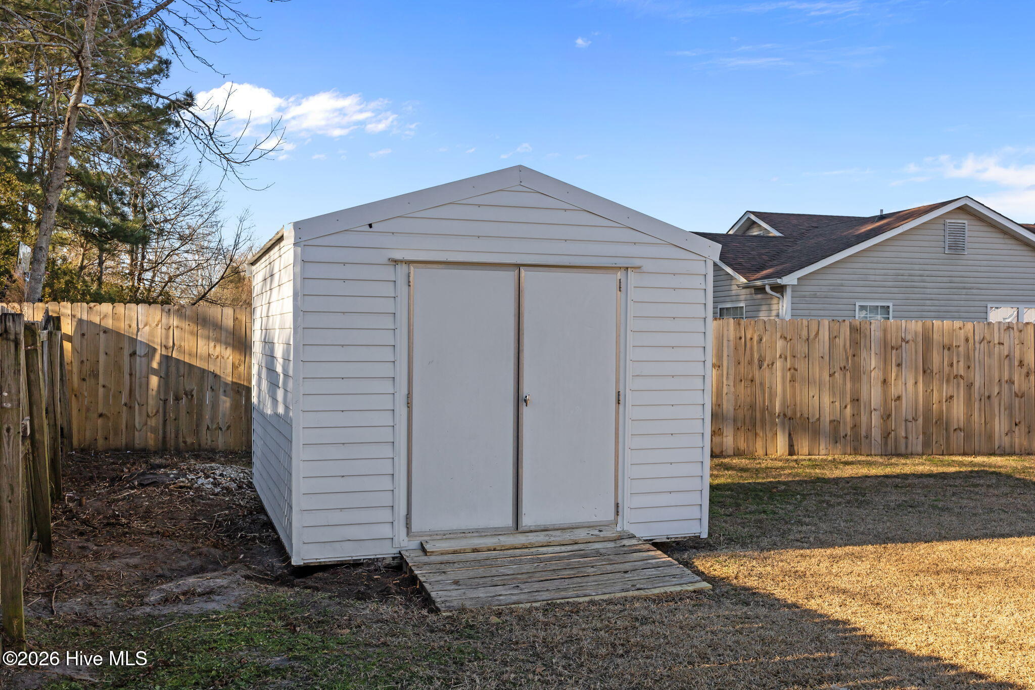 100 S Stephanie Court