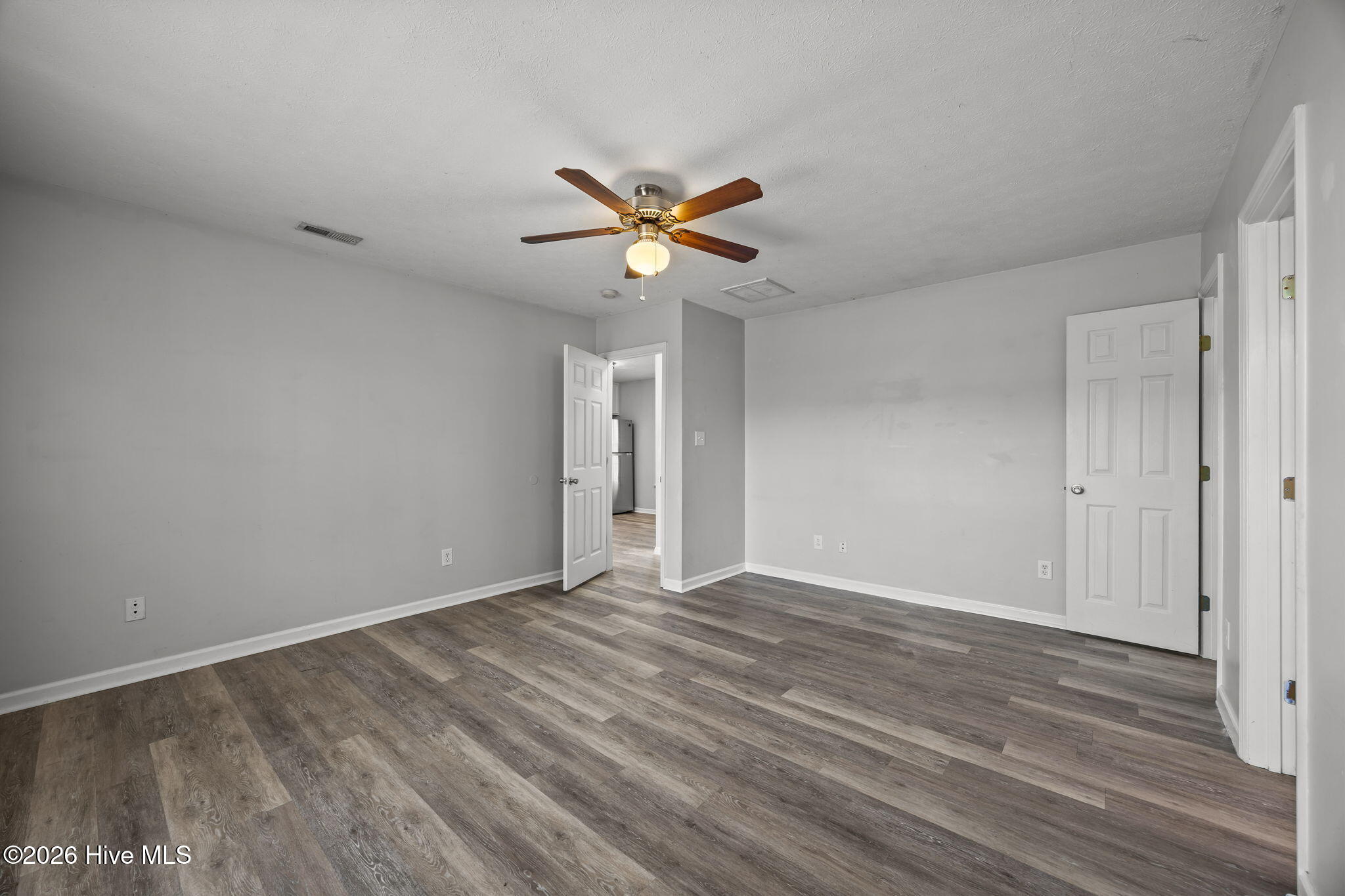 100 S Stephanie Court