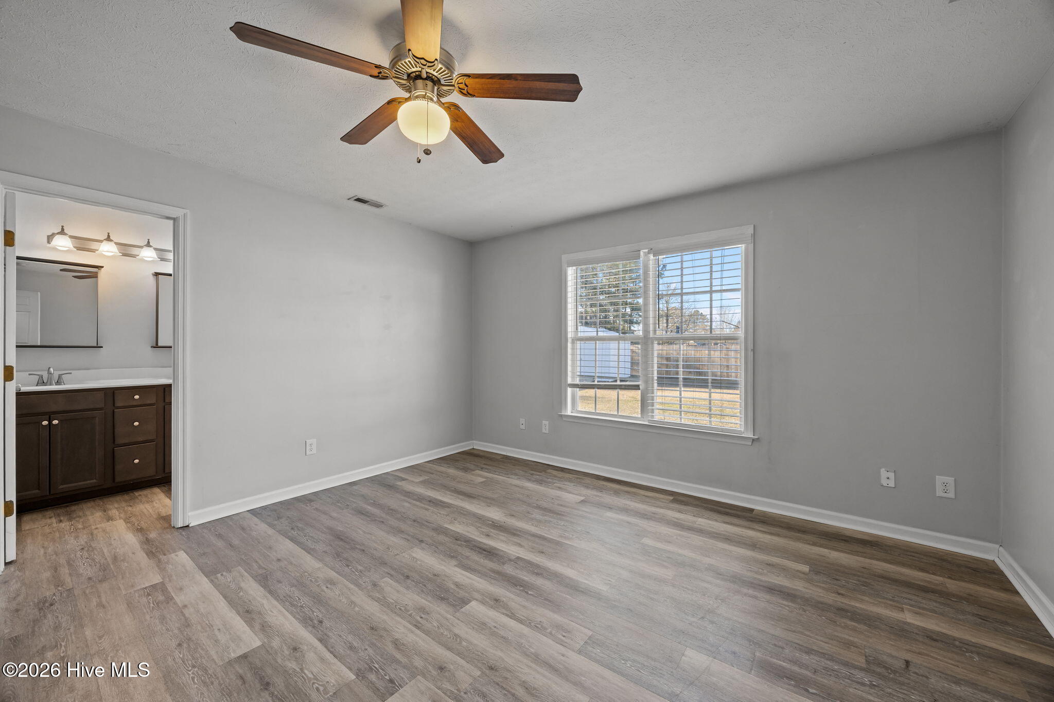 100 S Stephanie Court