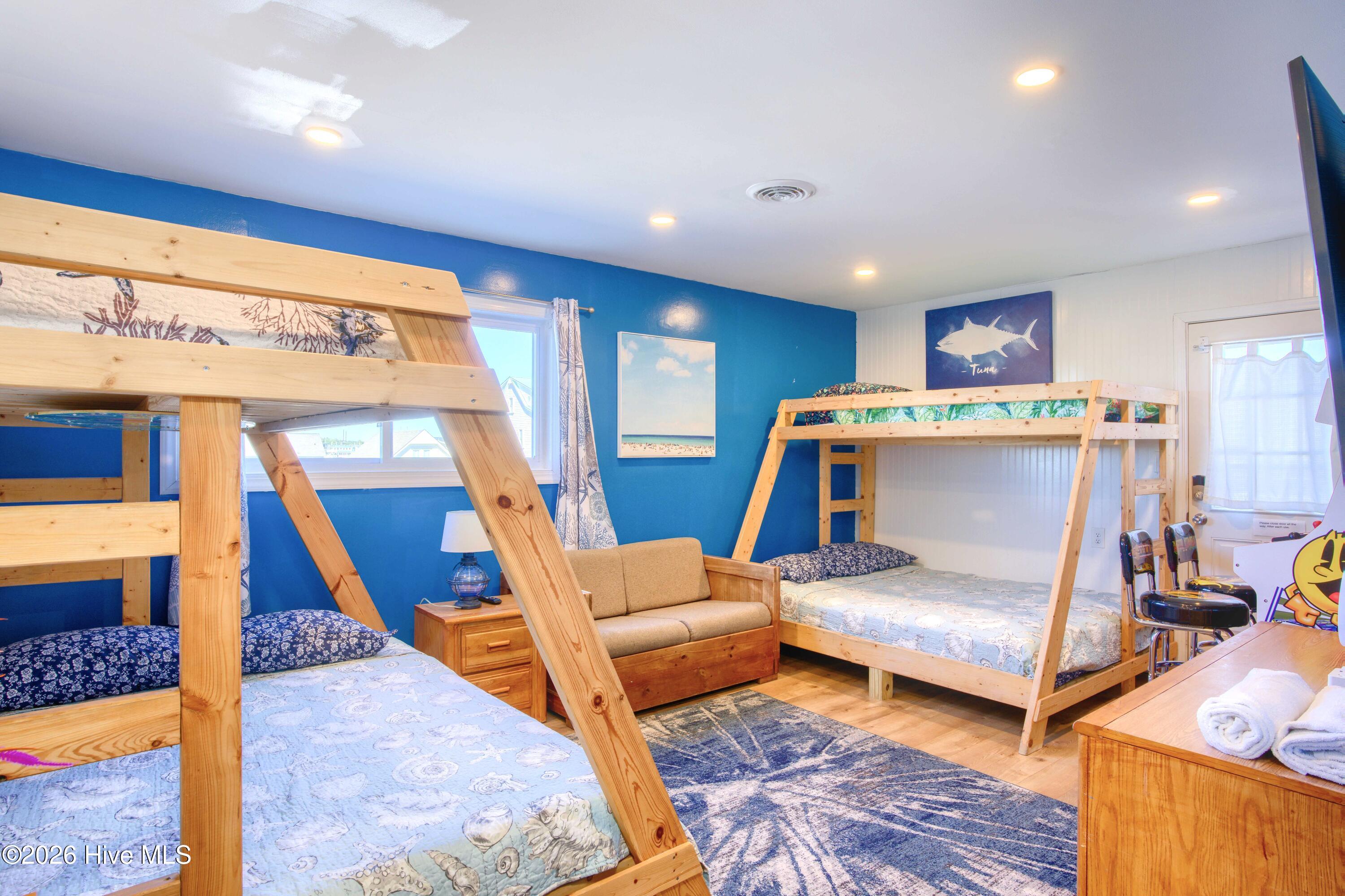 1601 New River Inlet Road