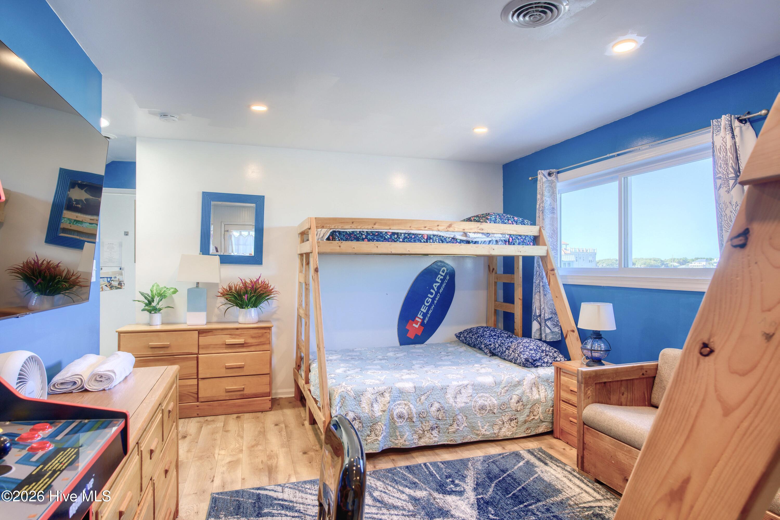 1601 New River Inlet Road