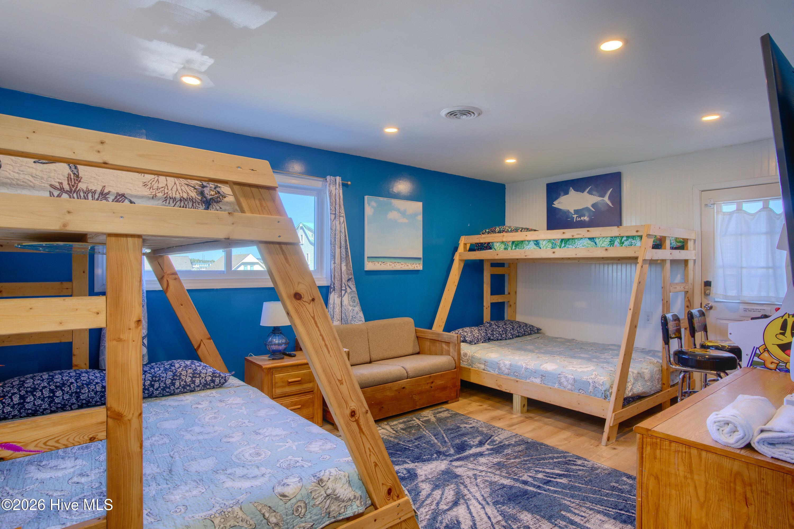 1601 New River Inlet Road