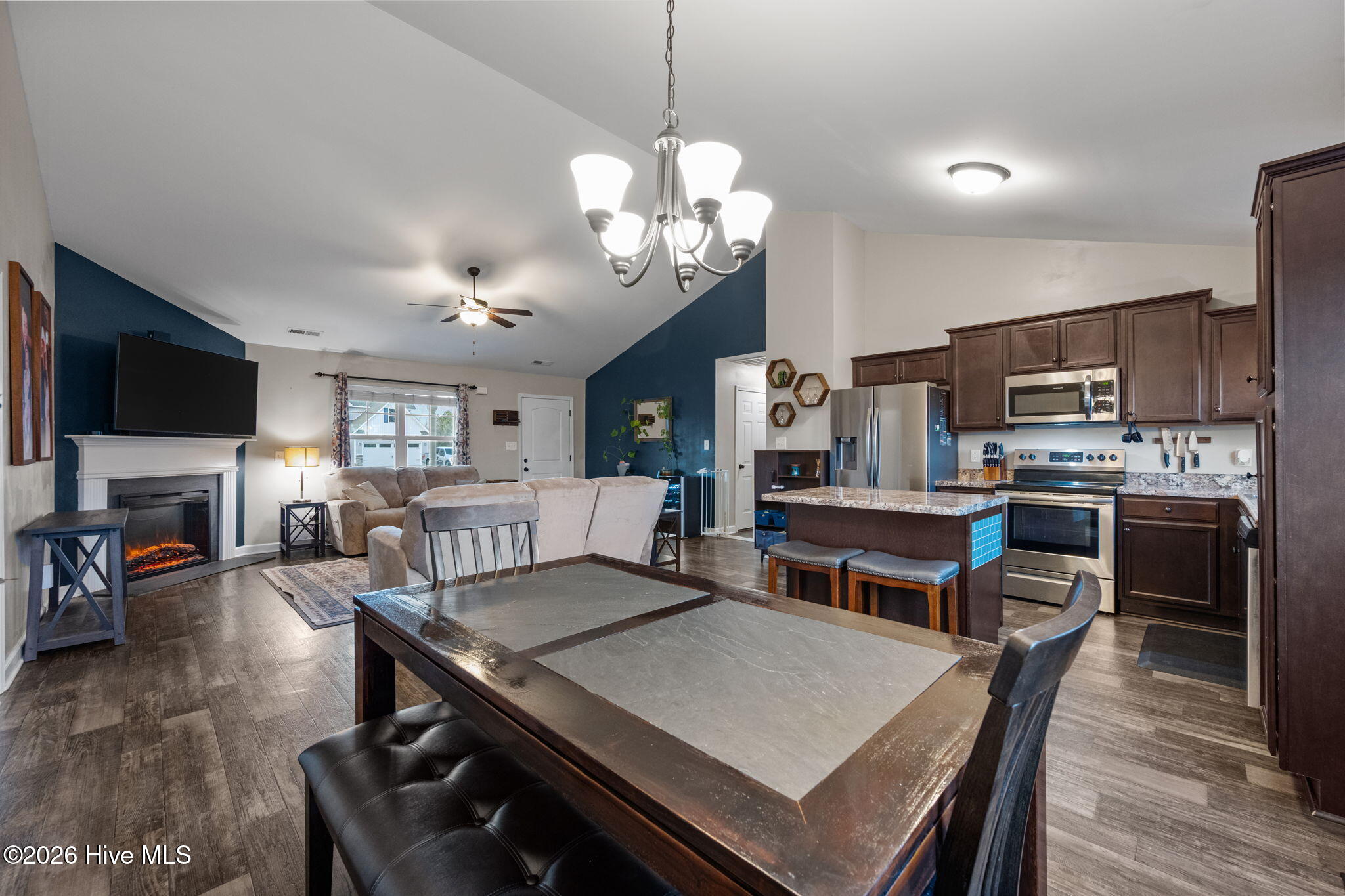 116 Easton Drive