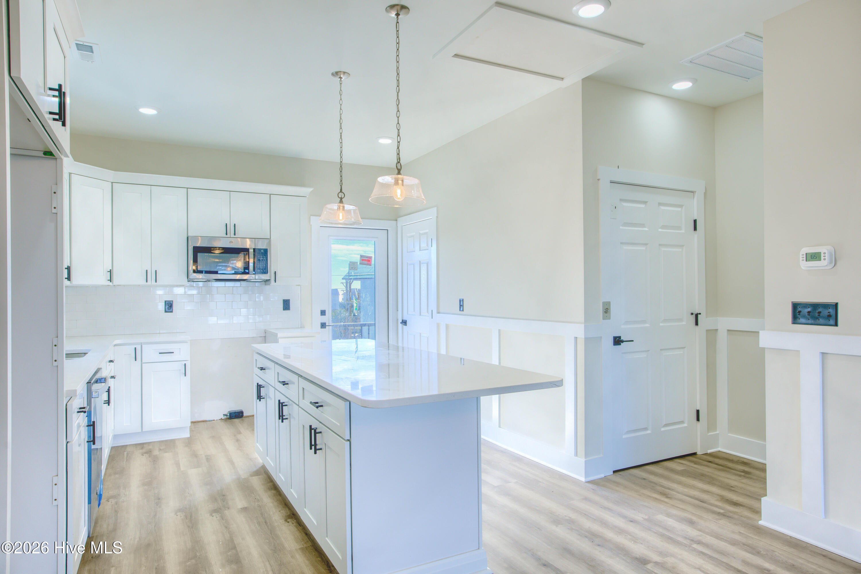 717 N New River Drive B