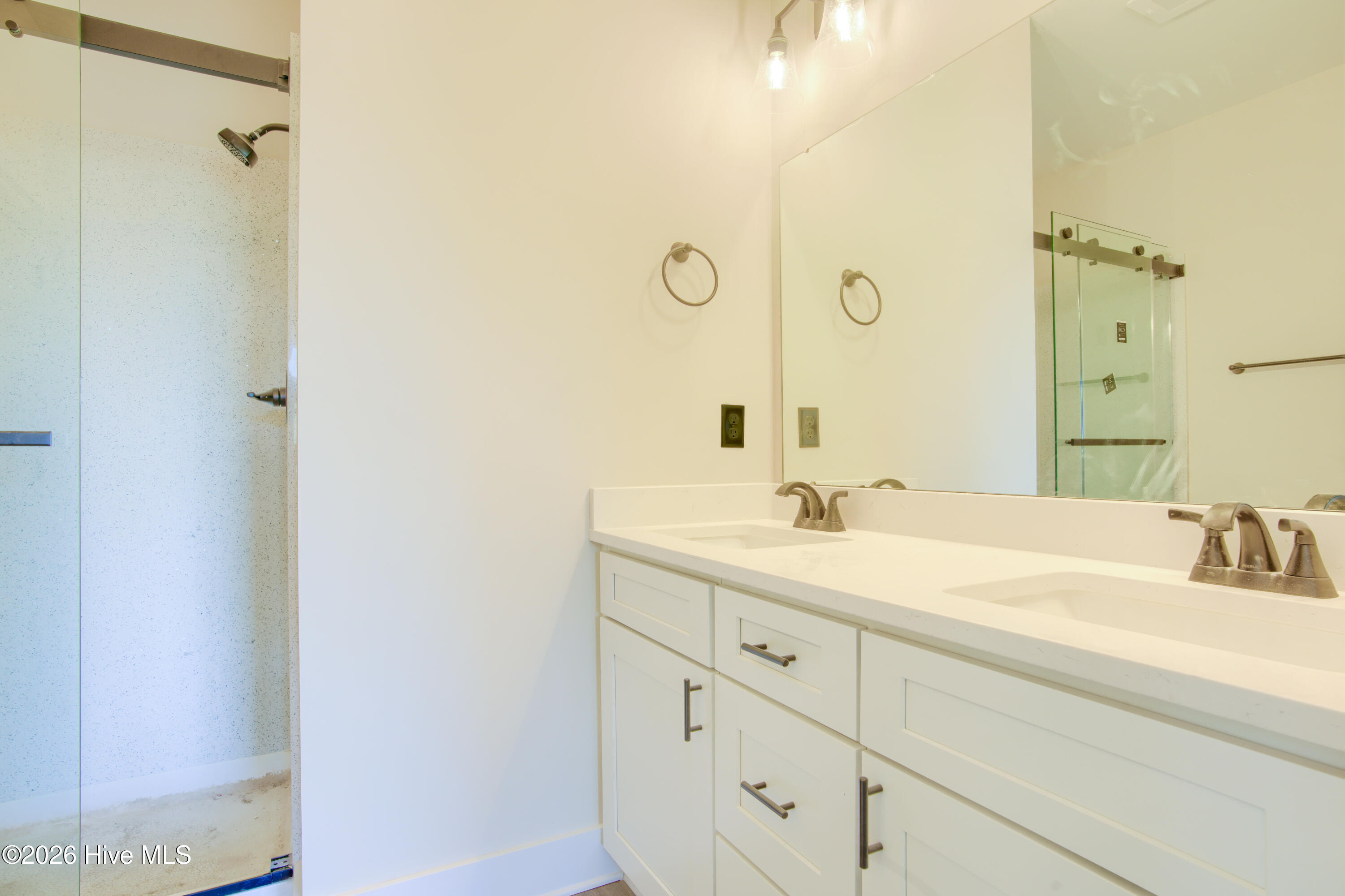 717 N New River Drive B