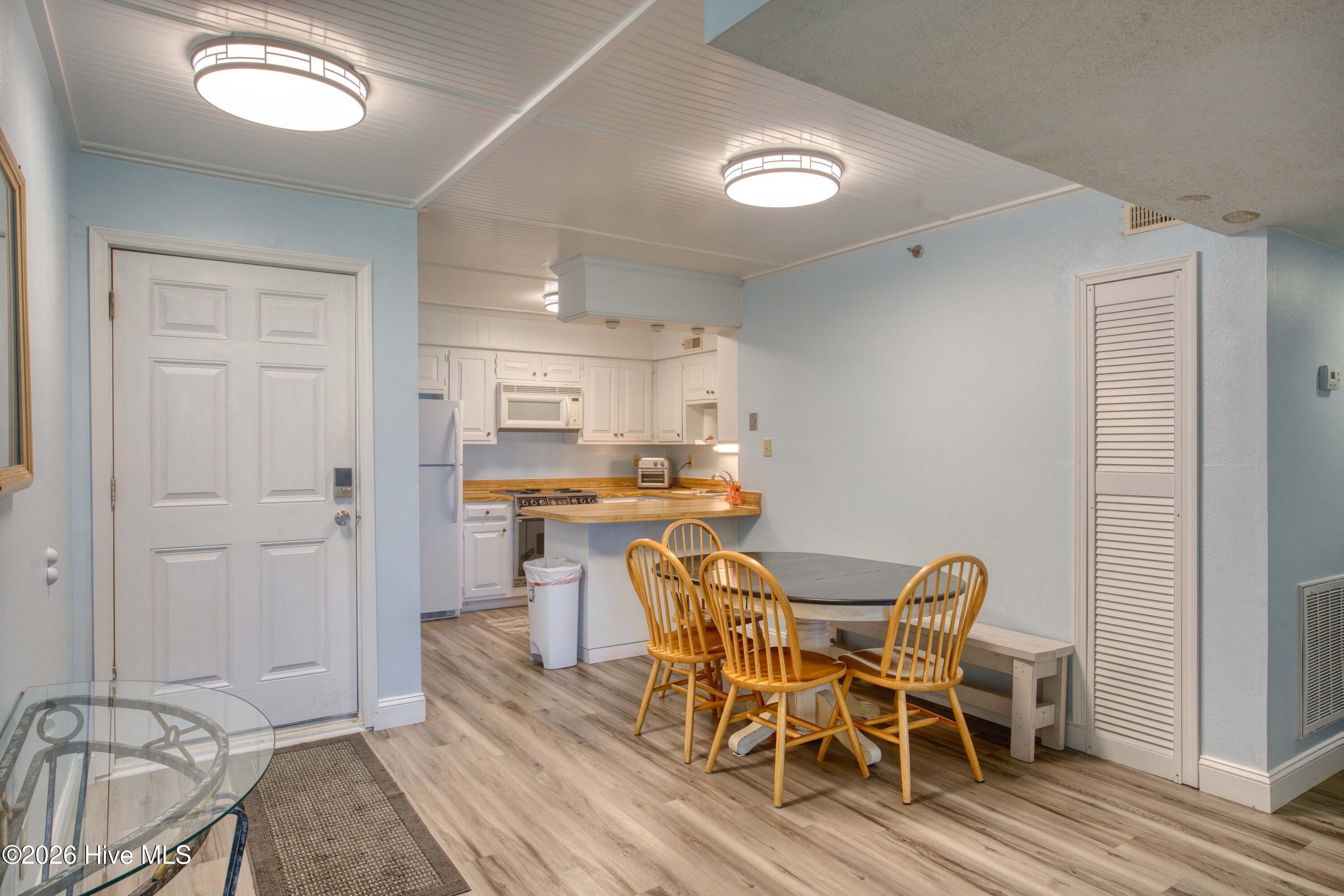 1896 New River Inlet Road Unit 1104