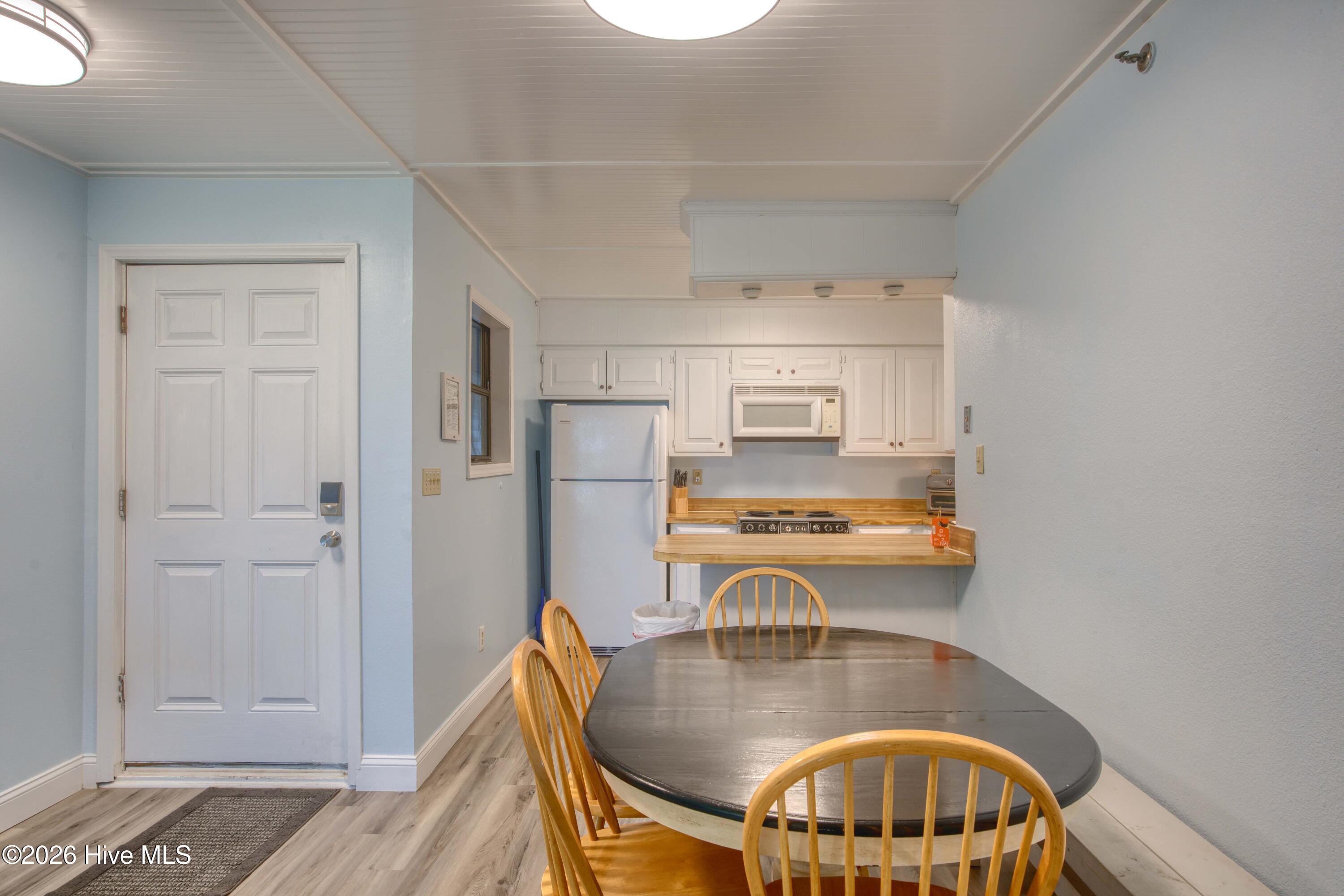 1896 New River Inlet Road Unit 1104