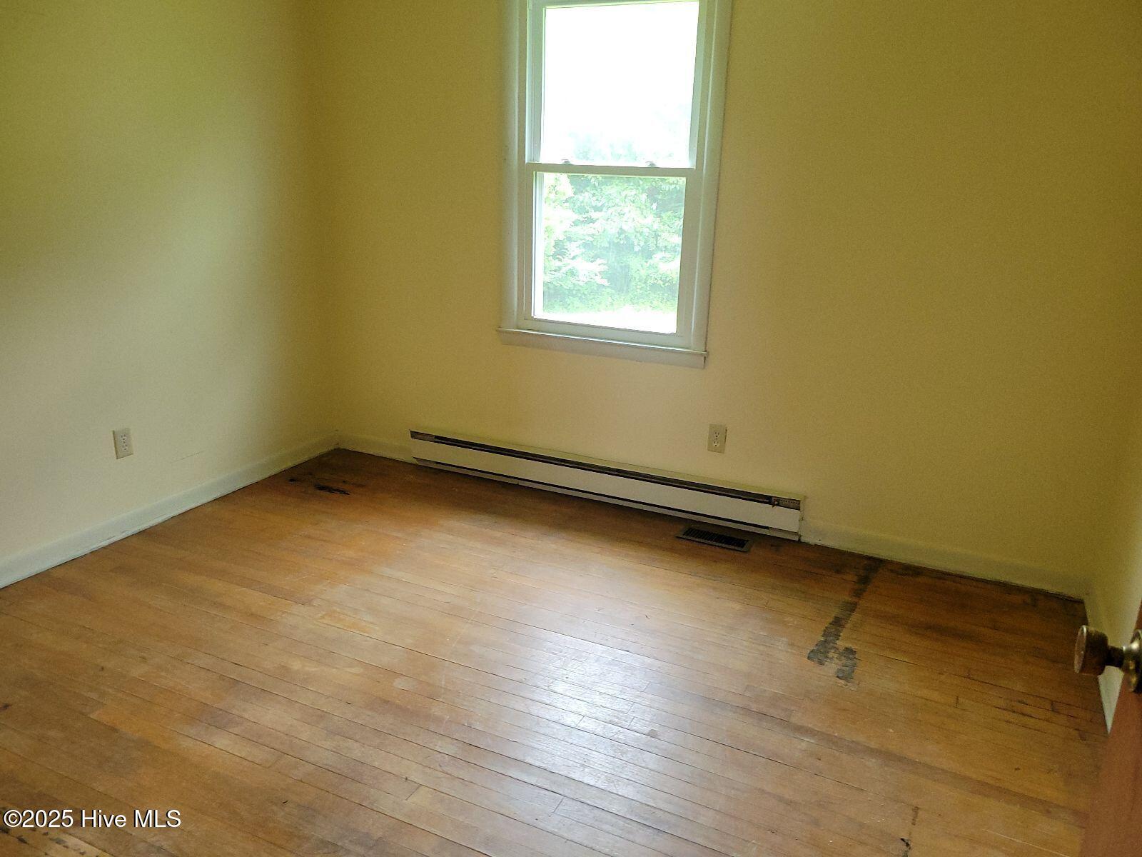 306 Bond Lane