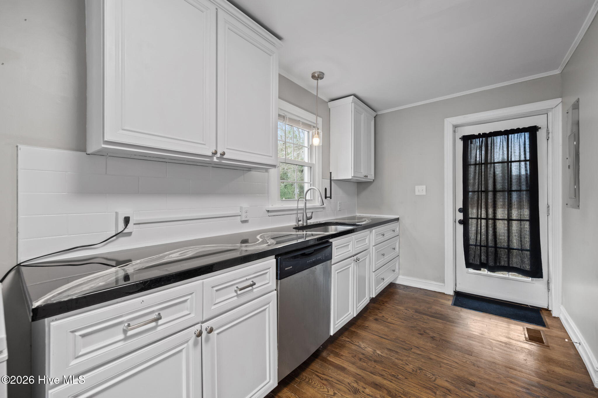 136 Elizabeth Street