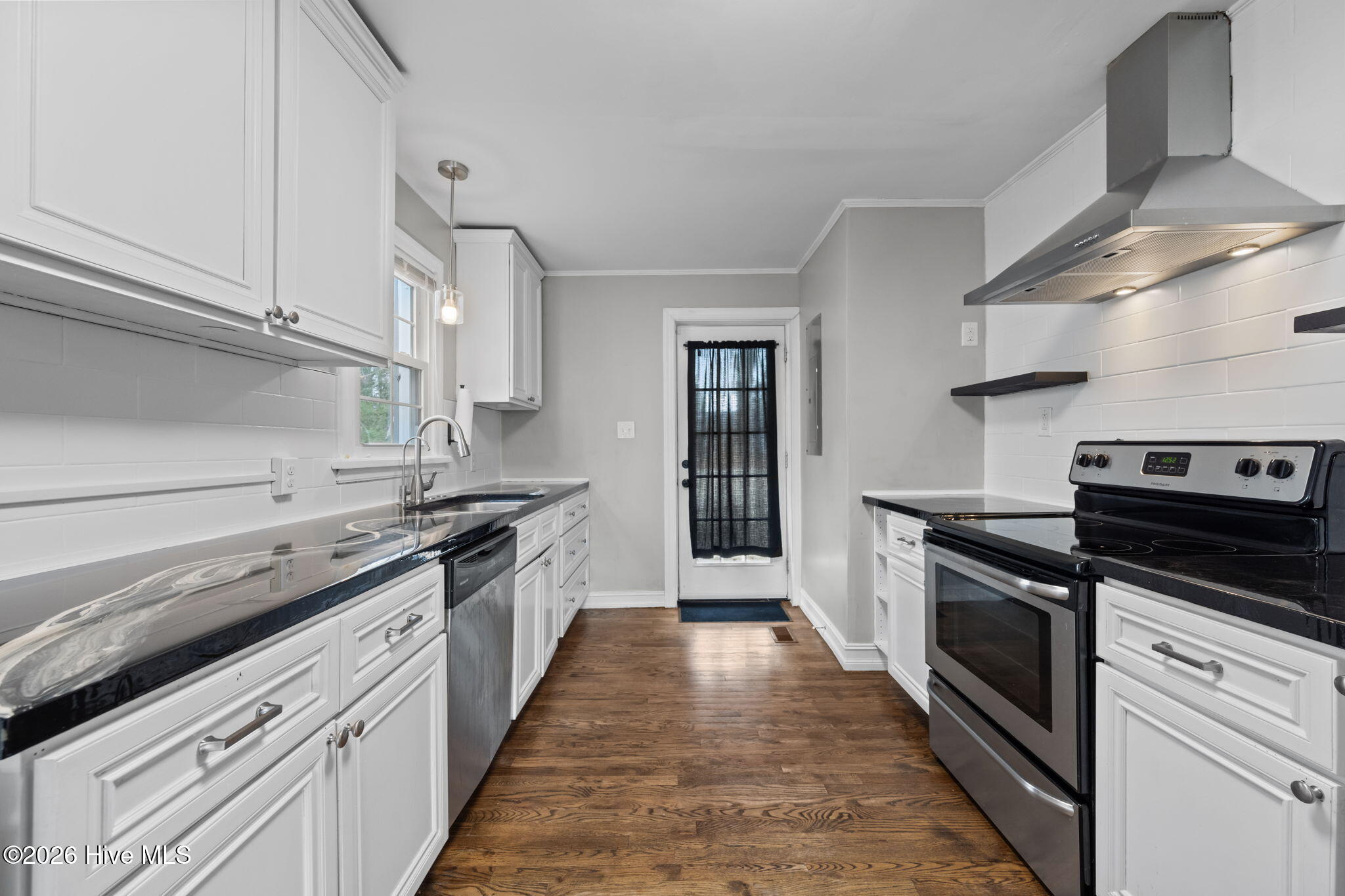 136 Elizabeth Street