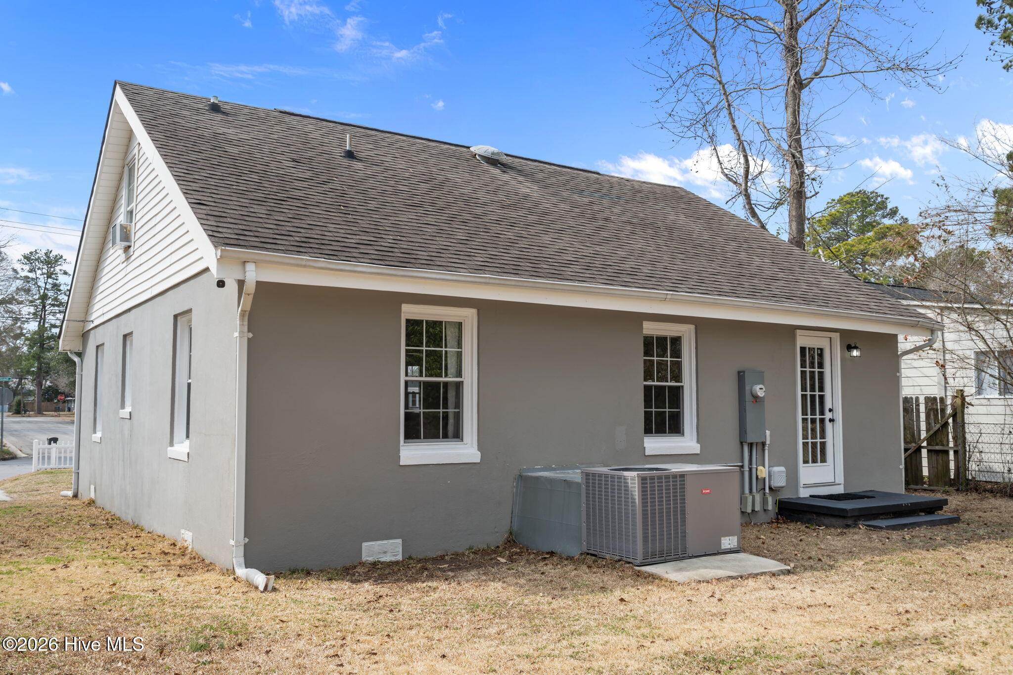 136 Elizabeth Street