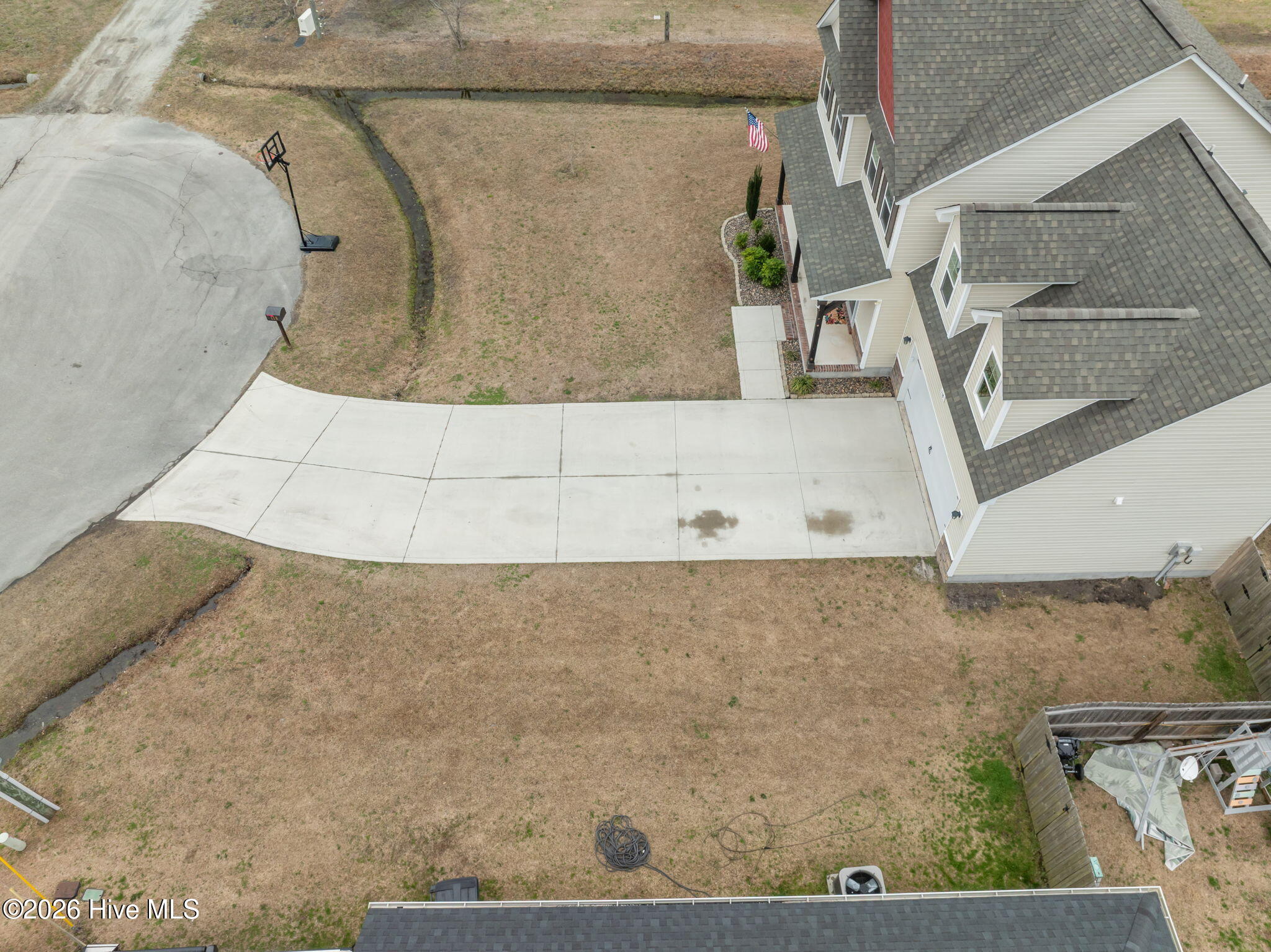 118 Easton Drive