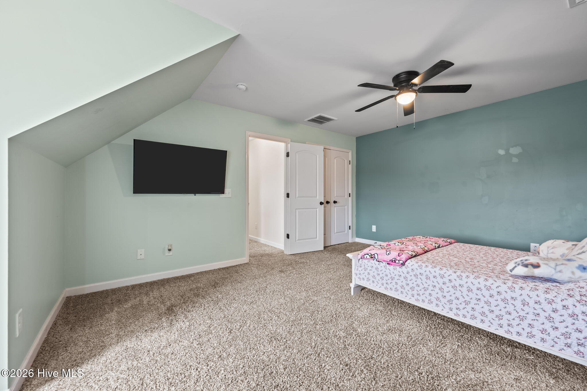118 Easton Drive