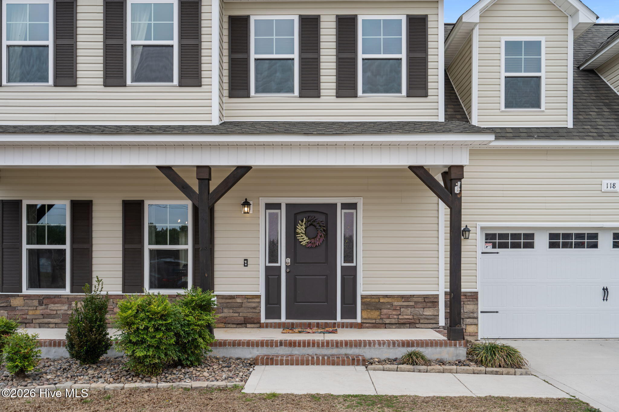 118 Easton Drive