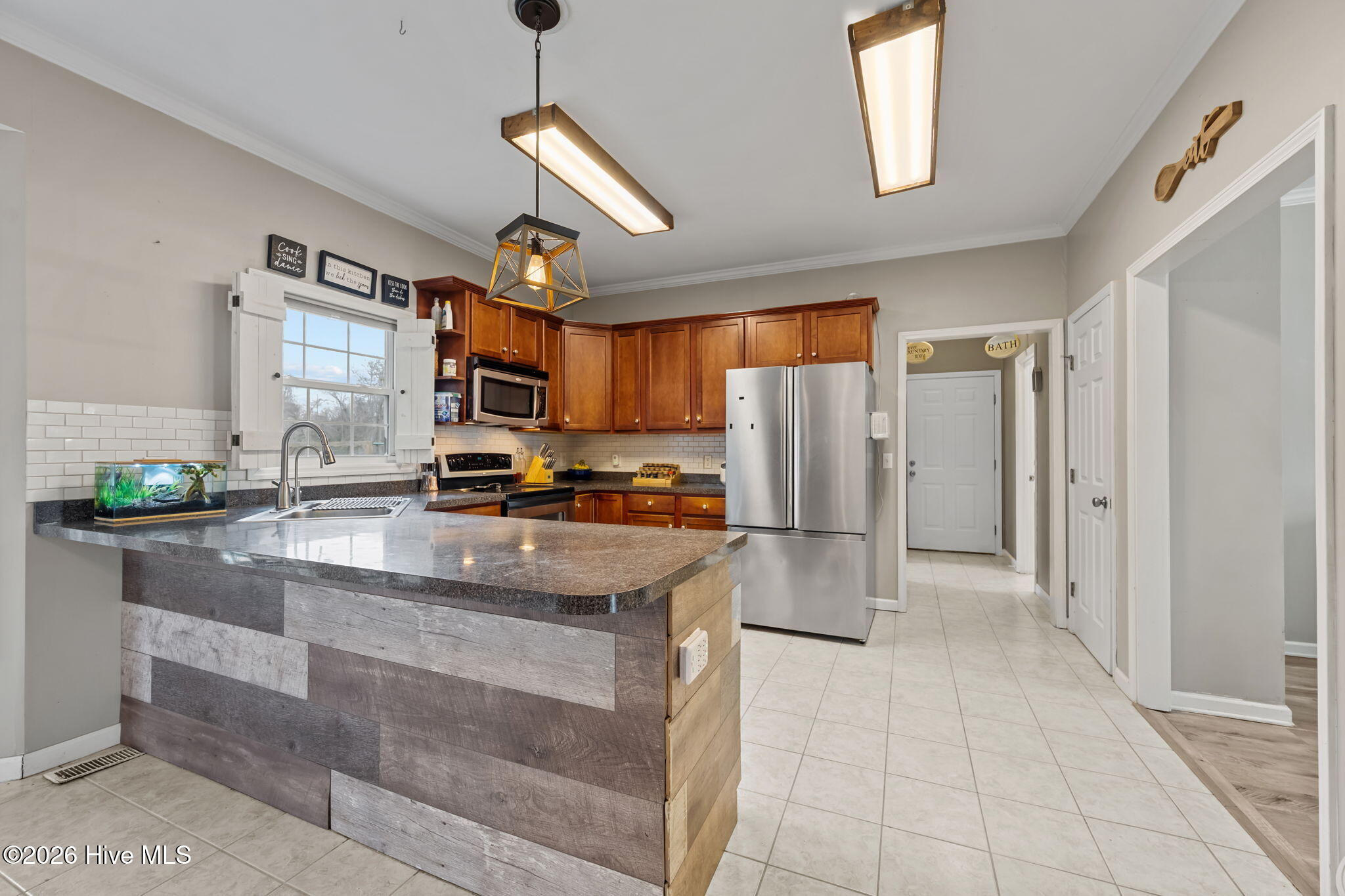 106 Lafitte Drive