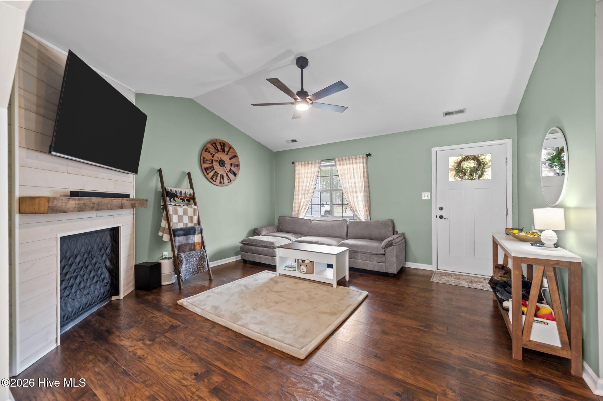 109 Carriage Hills Court