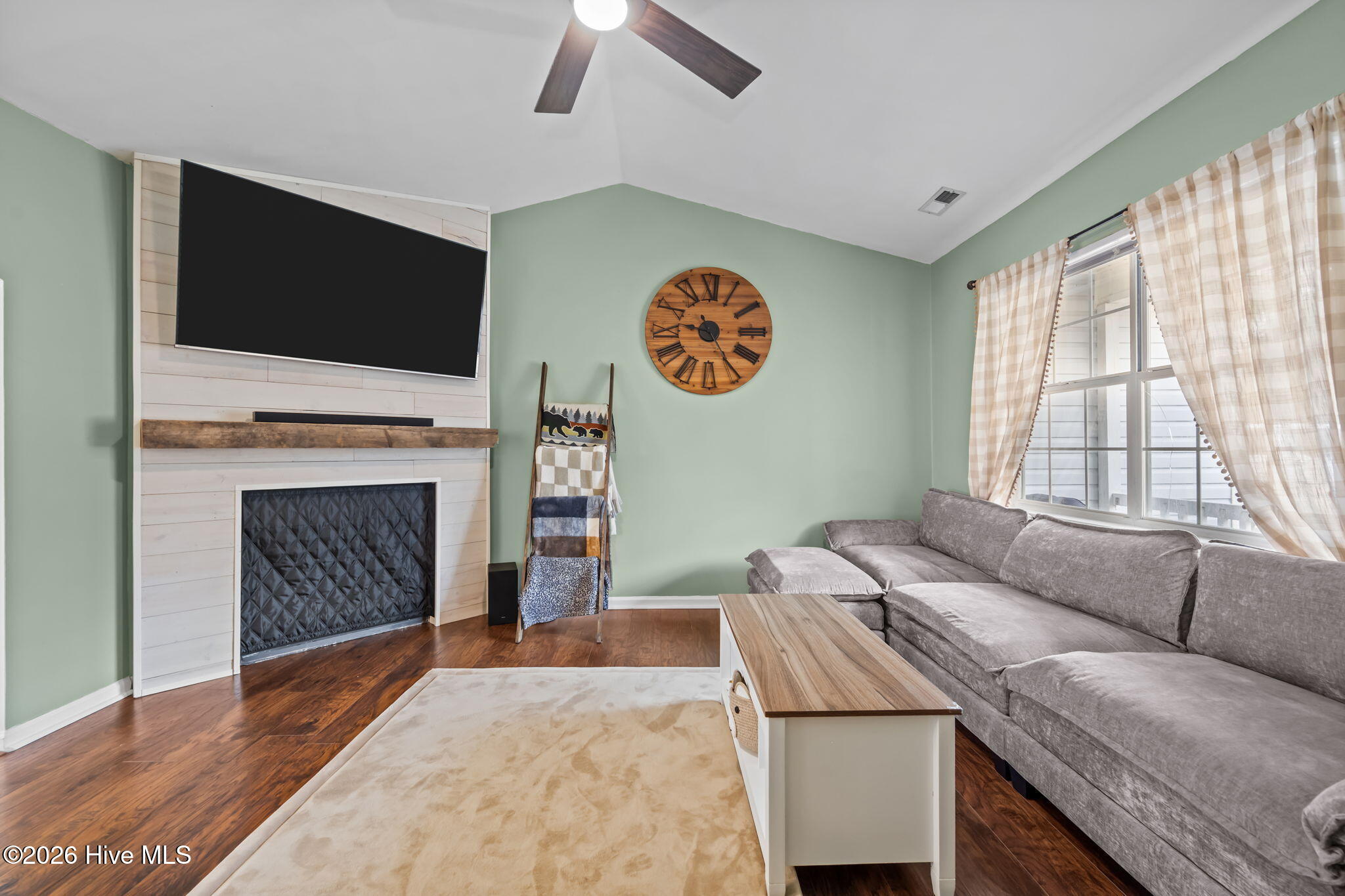 109 Carriage Hills Court