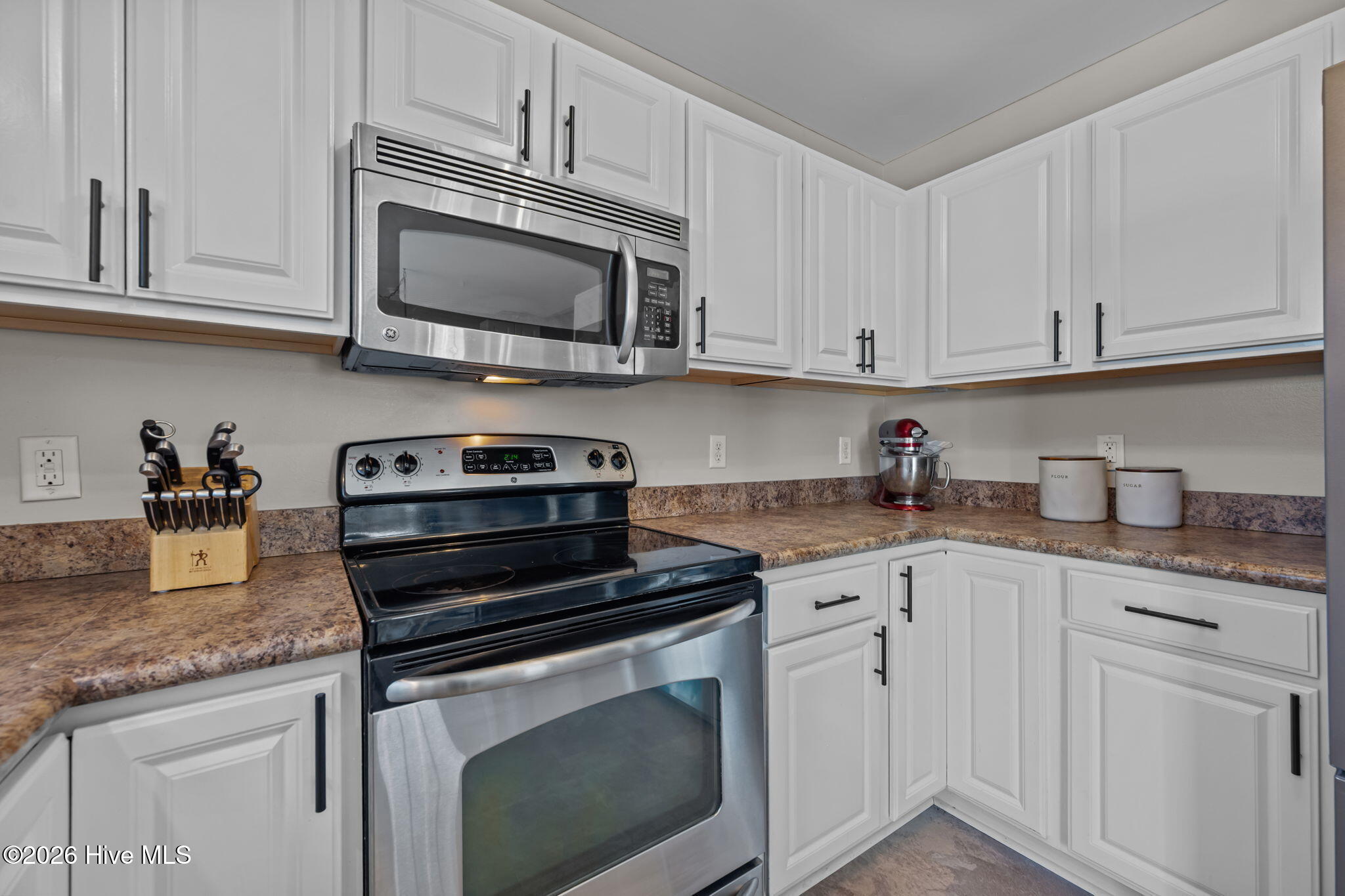 411 Tree Court
