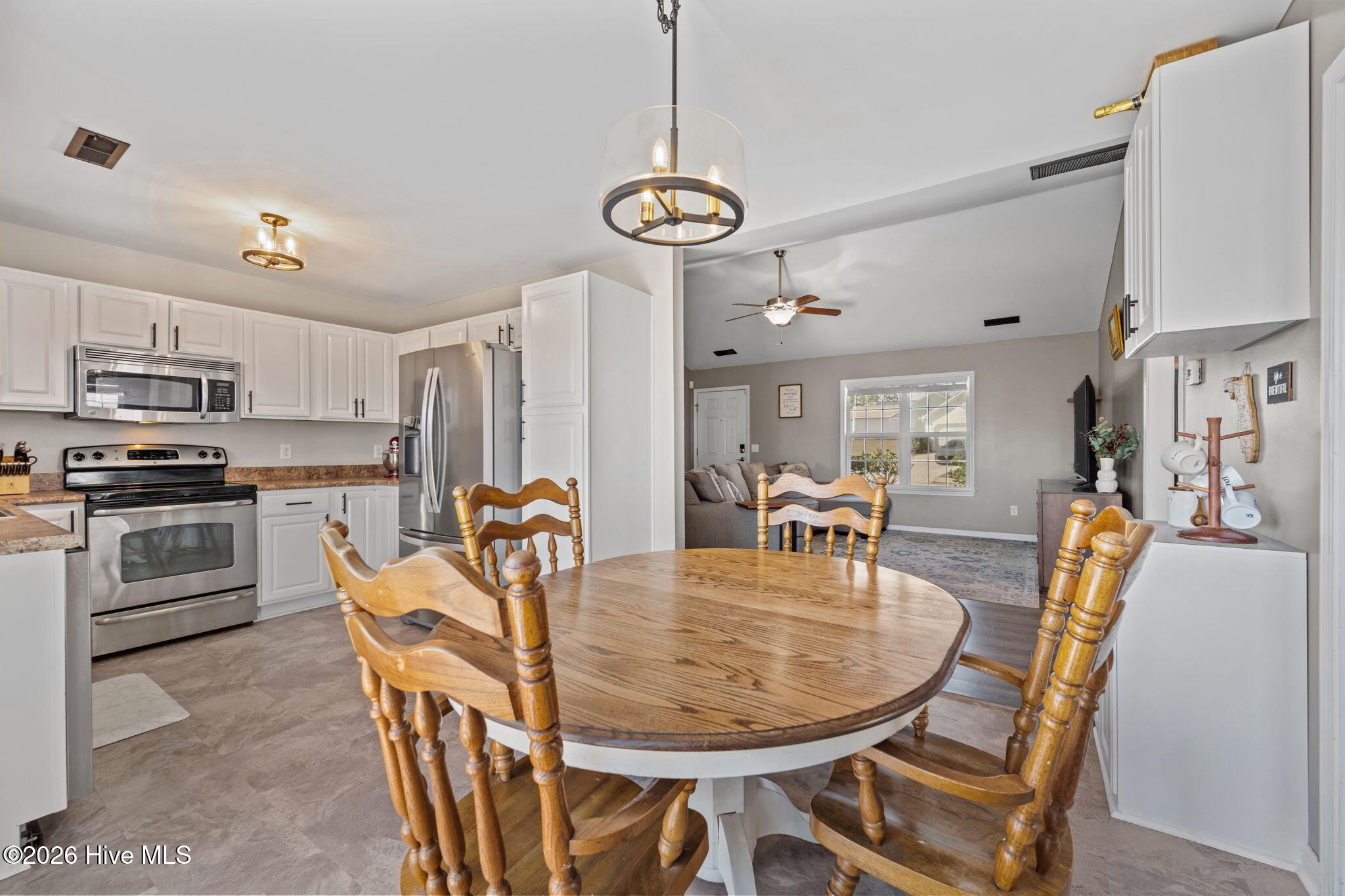 411 Tree Court
