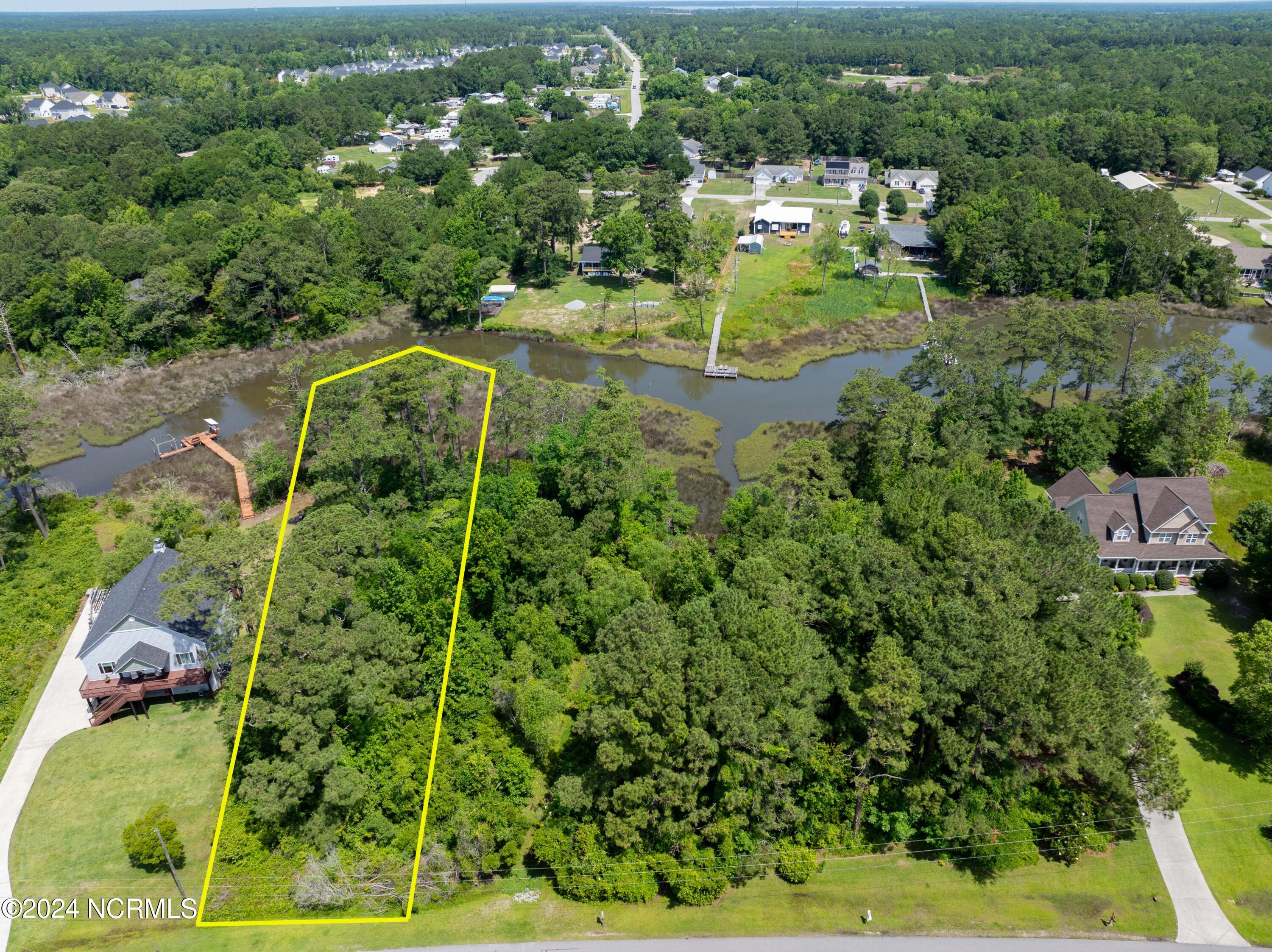 327 Chadwick Shores Drive