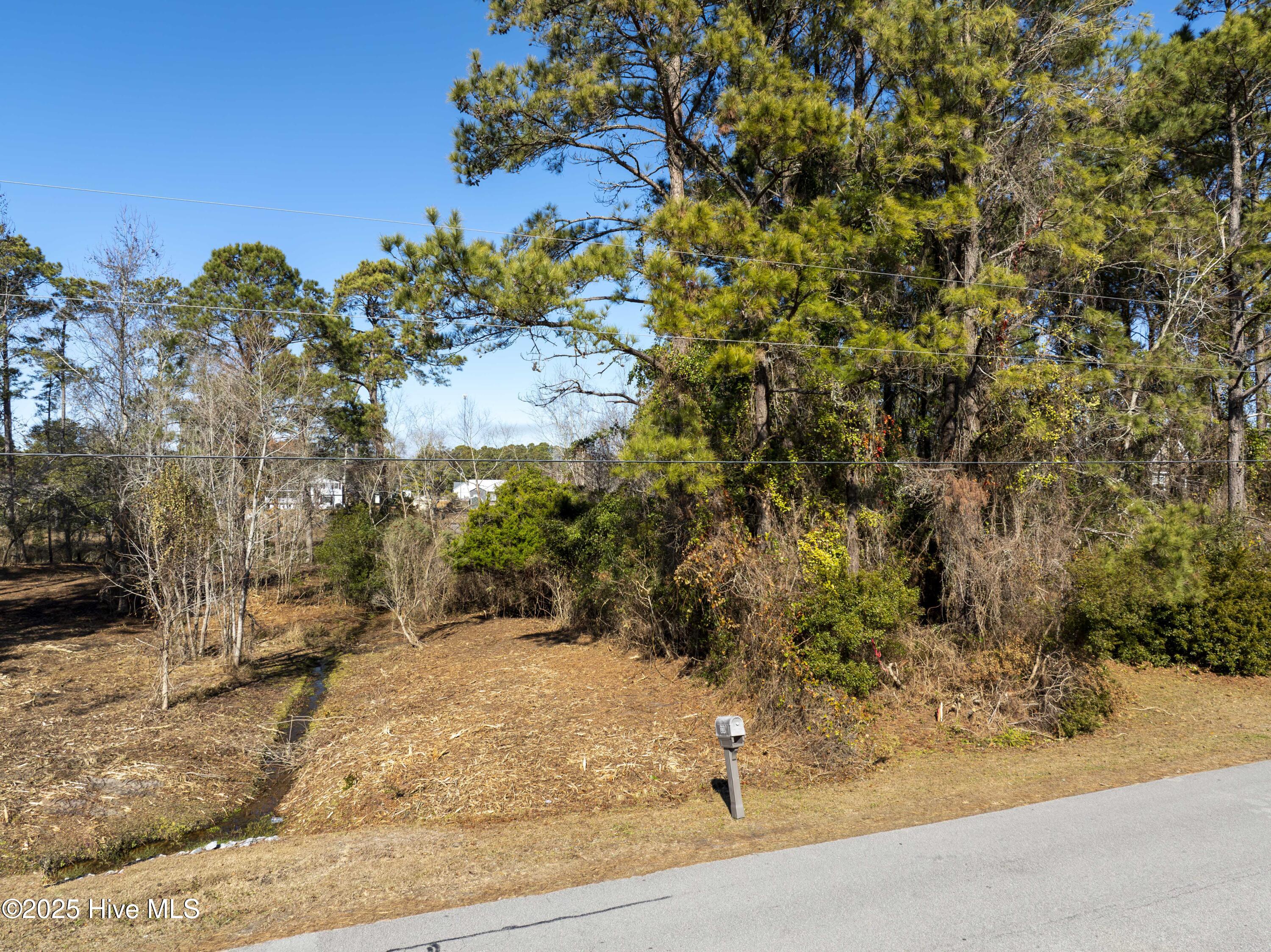 327 Chadwick Shores Drive