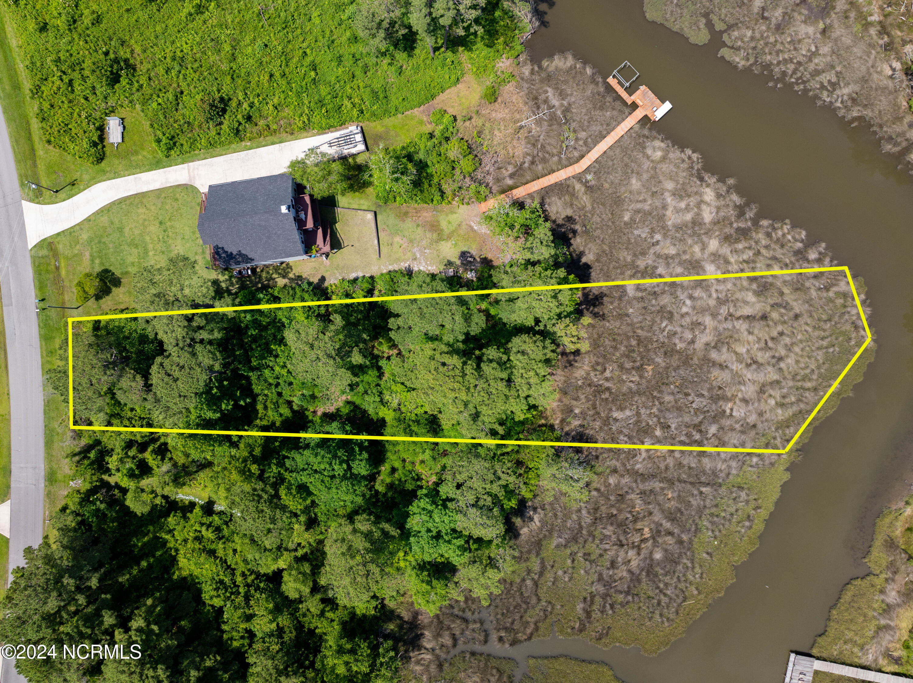 327 Chadwick Shores Drive