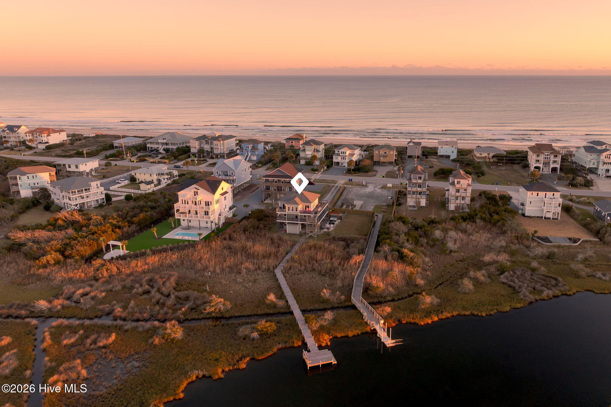 3627 Island Drive